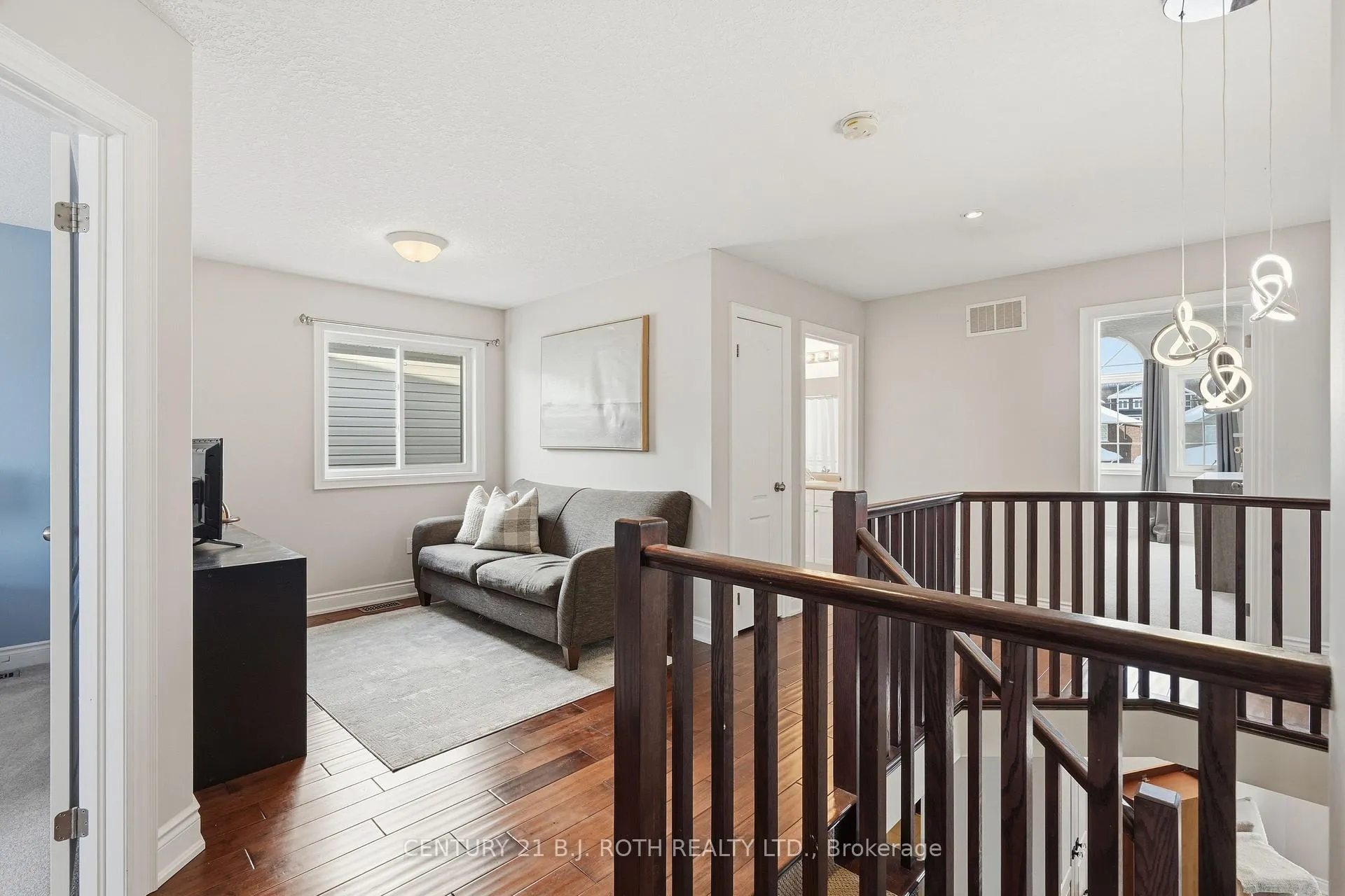 Photo 16 of 10 Auburn Court, Barrie, Ardagh — HOMEH
