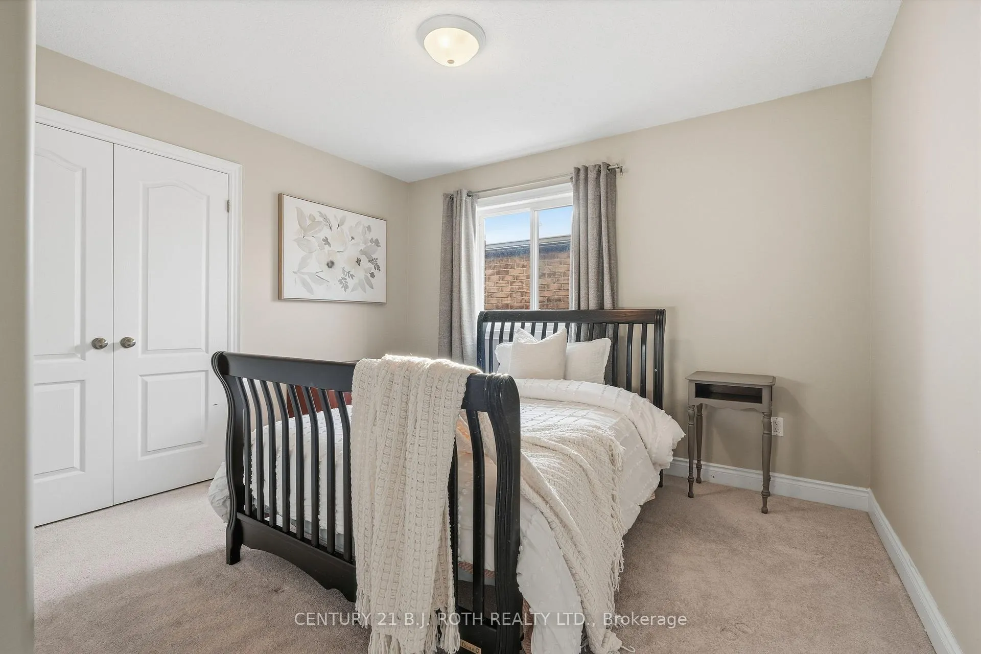 Photo 18 of 10 Auburn Court, Barrie, Ardagh — HOMEH