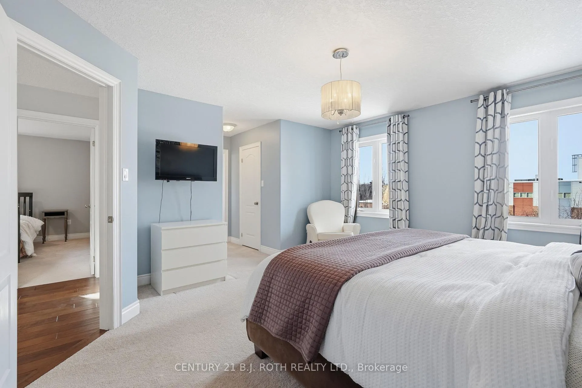 Photo 20 of 10 Auburn Court, Barrie, Ardagh — HOMEH