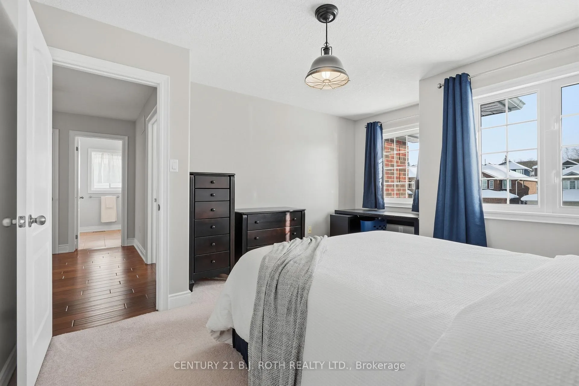Photo 29 of 10 Auburn Court, Barrie, Ardagh — HOMEH