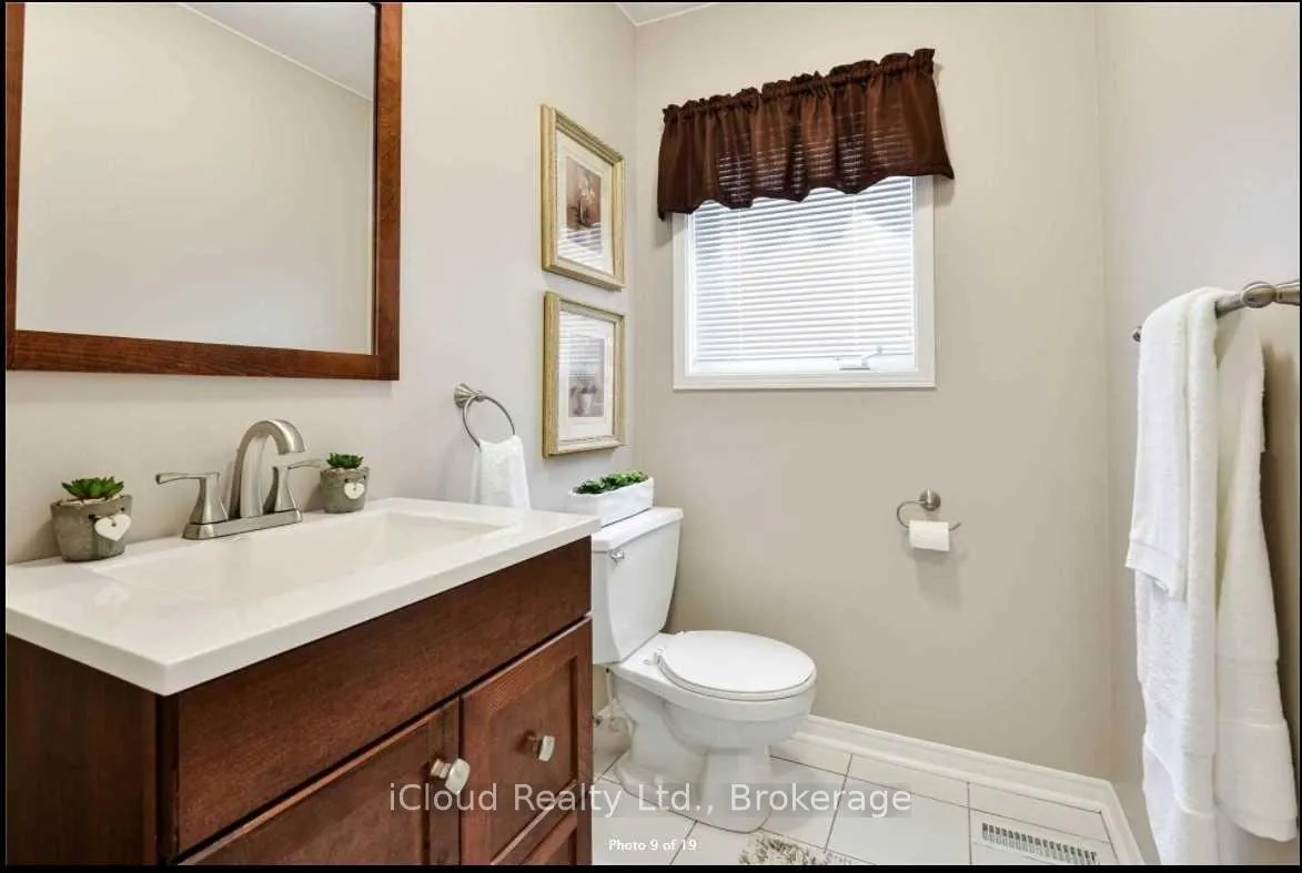 Photo 6 of 33 Fenflower ( Upper) Court, Brampton, Snelgrove — HOMEH