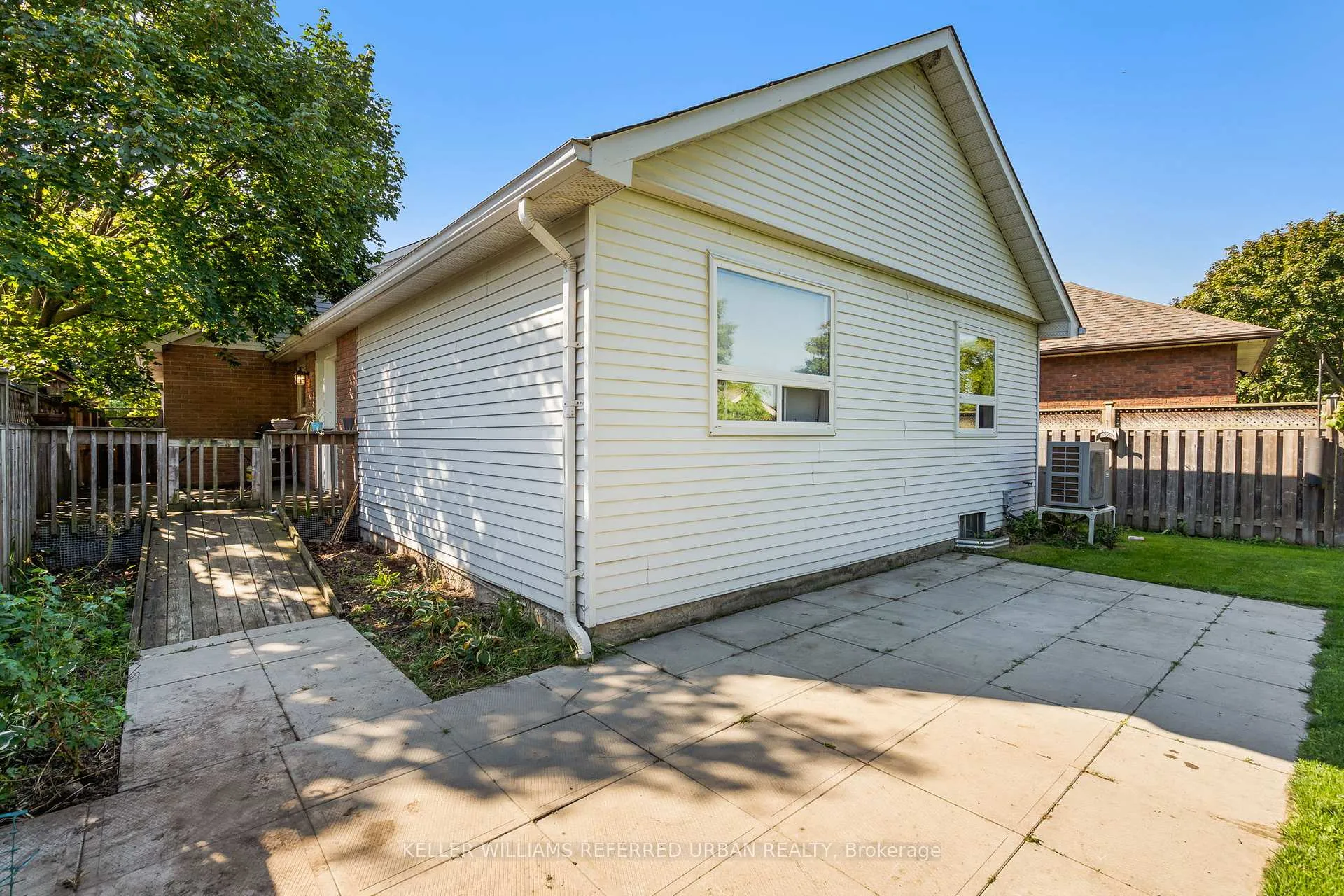 Photo 16 of 1253 Thorpe Road, Burlington, Brant — HOMEH