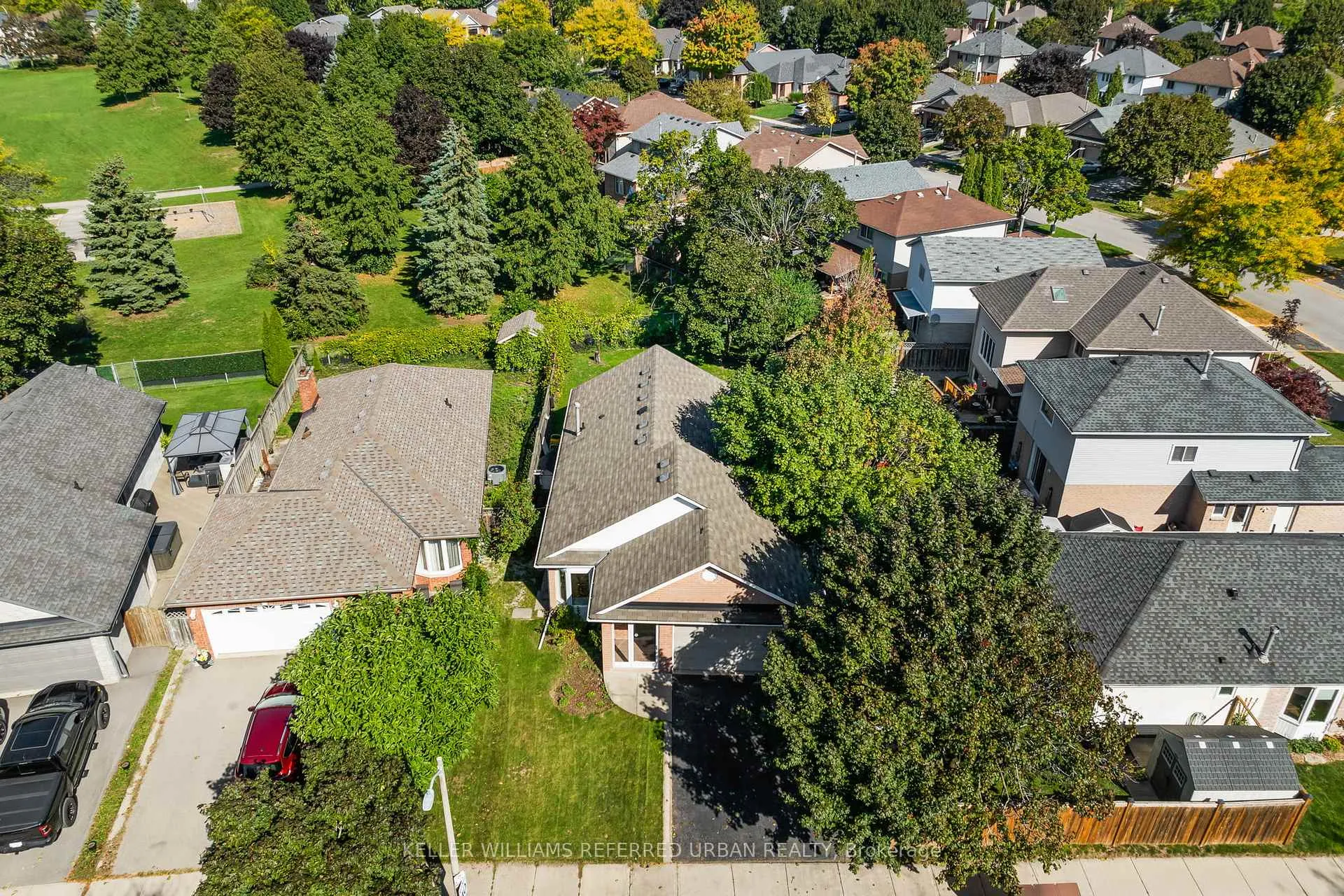 Photo 18 of 1253 Thorpe Road, Burlington, Brant — HOMEH