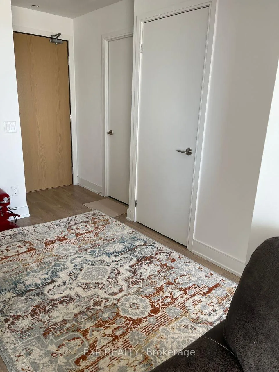 Front of Unit 1211, 1350 Ellesmere Road