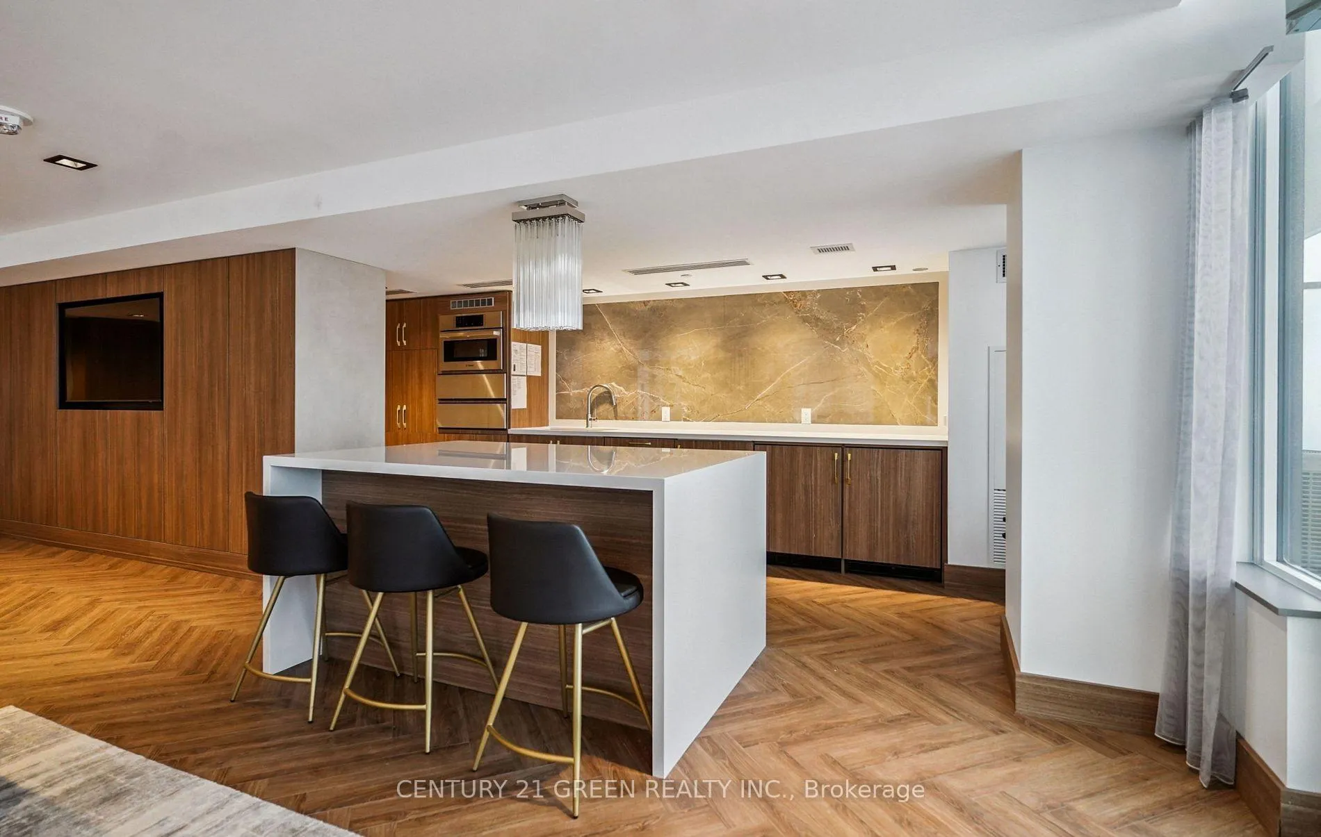 Photo 13 of Unit 1009, 1435 Celebration Drive, Pickering, Bay Ridges — HOMEH
