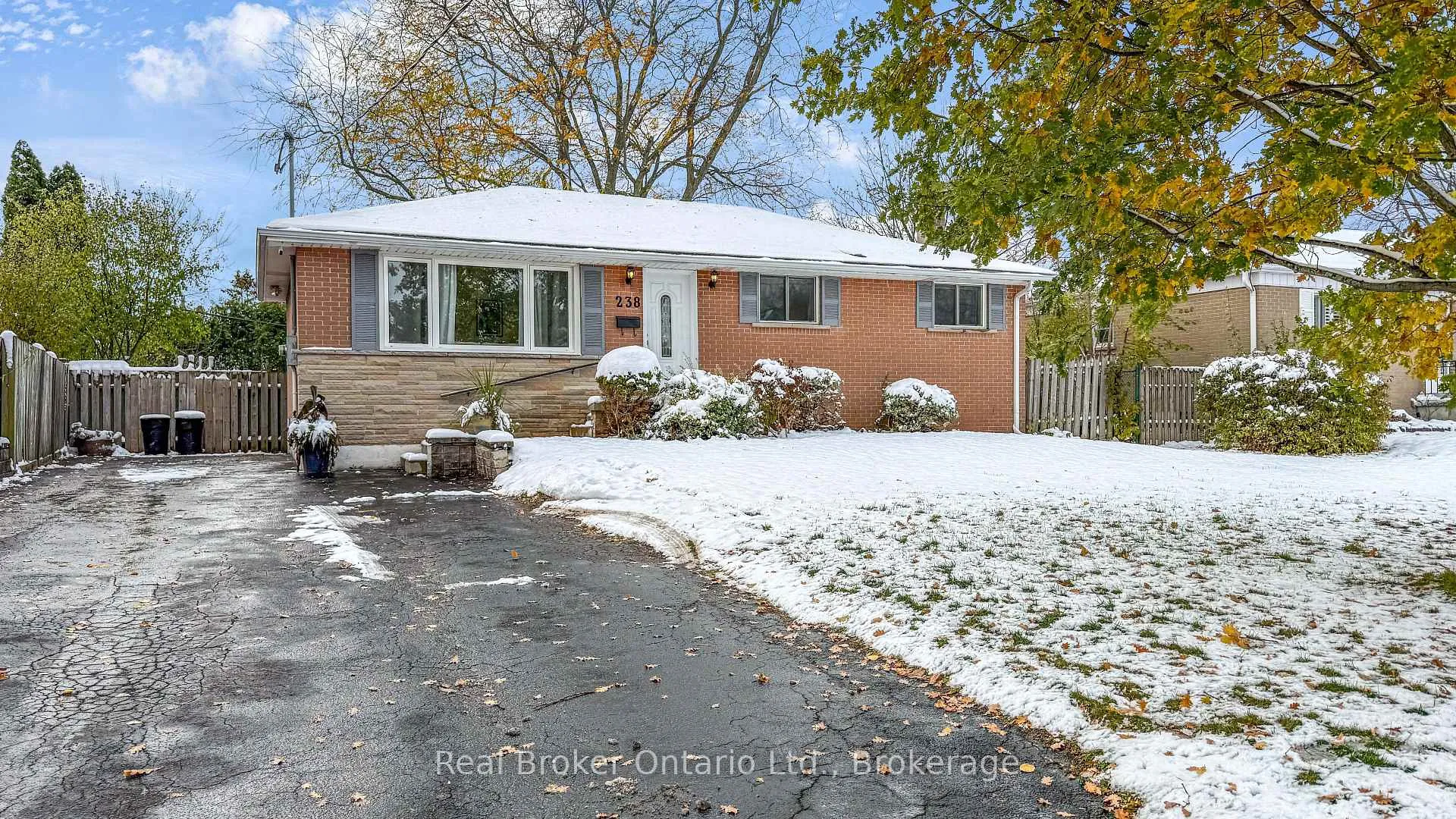 Photo 1 of 238 Kent Crescent, Burlington, Appleby — HOMEH
