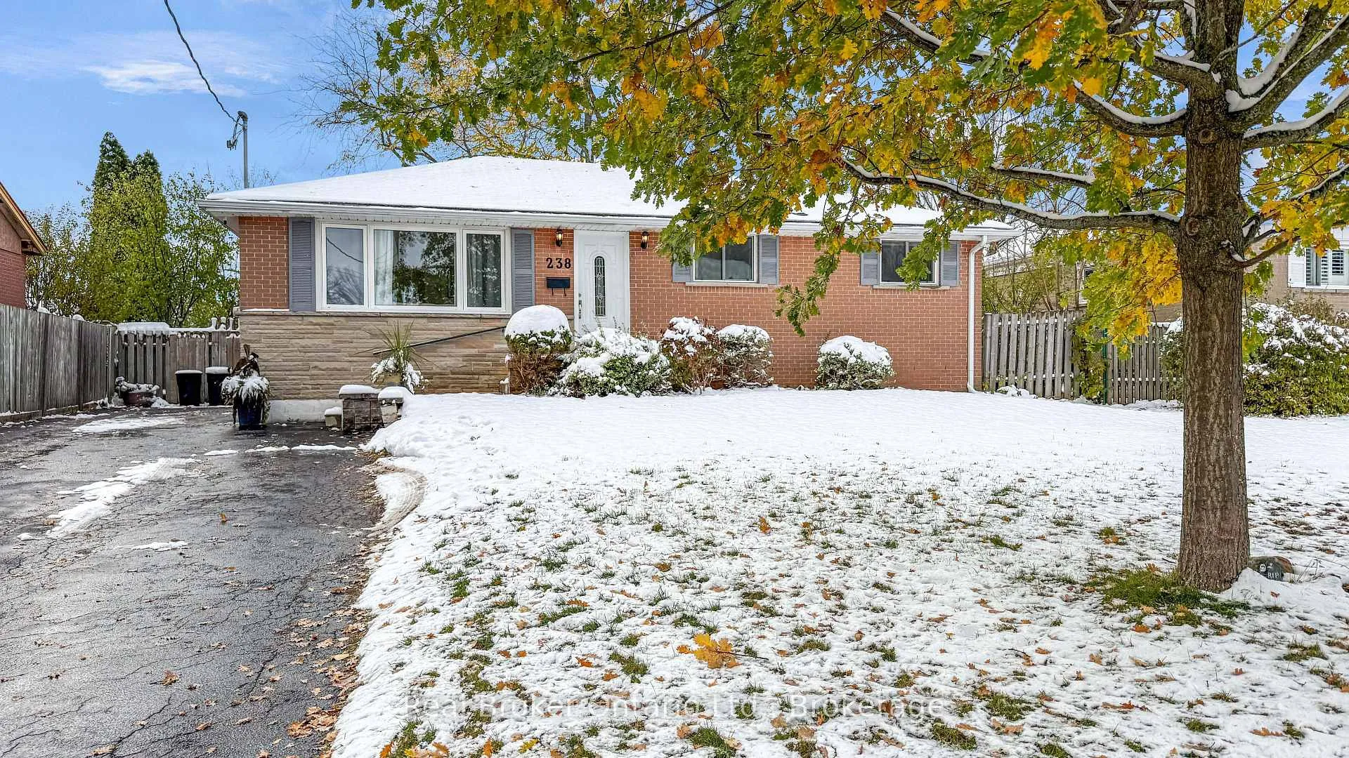 Photo 4 of 238 Kent Crescent, Burlington, Appleby — HOMEH