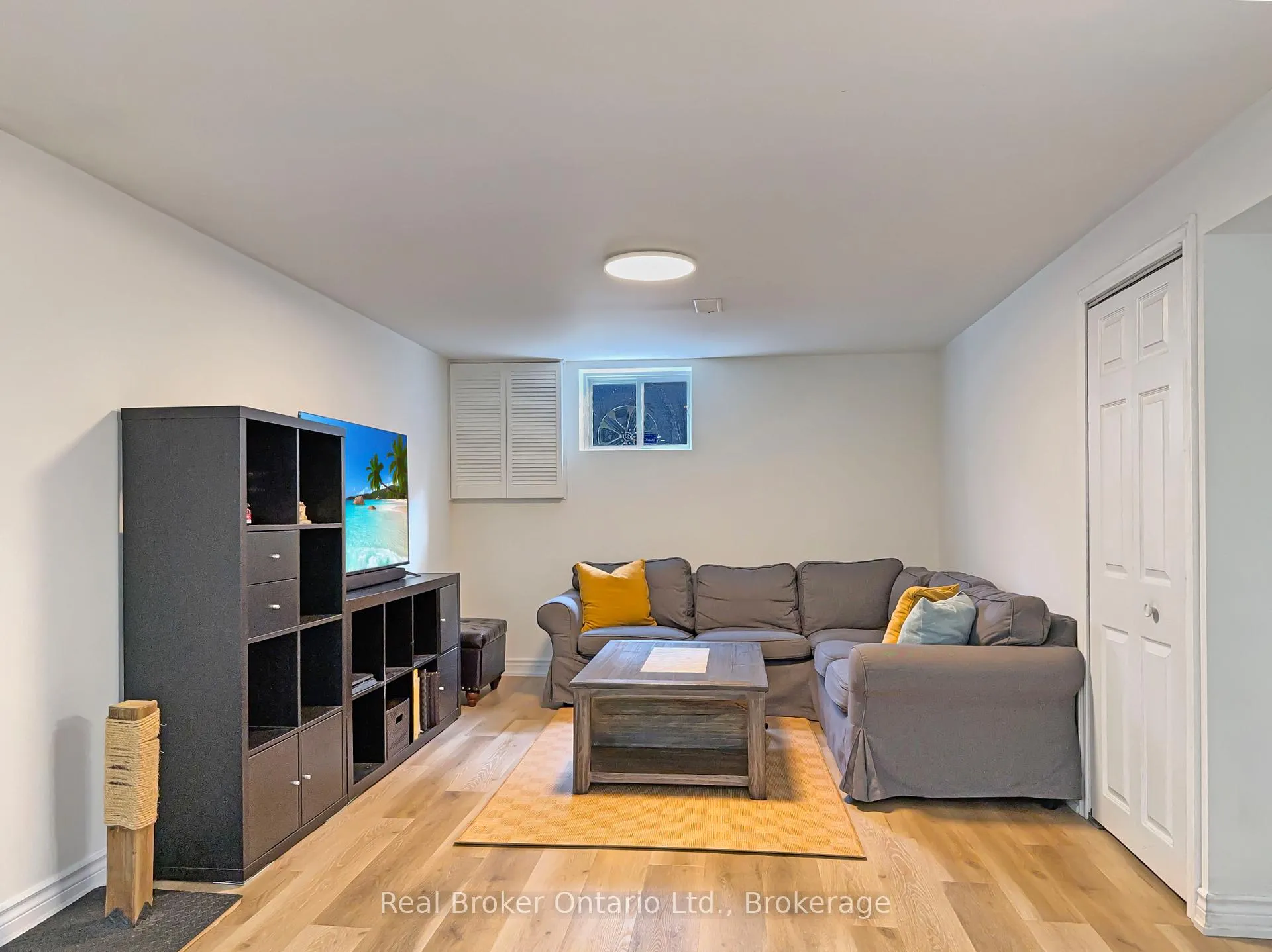 Photo 21 of 238 Kent Crescent, Burlington, Appleby — HOMEH