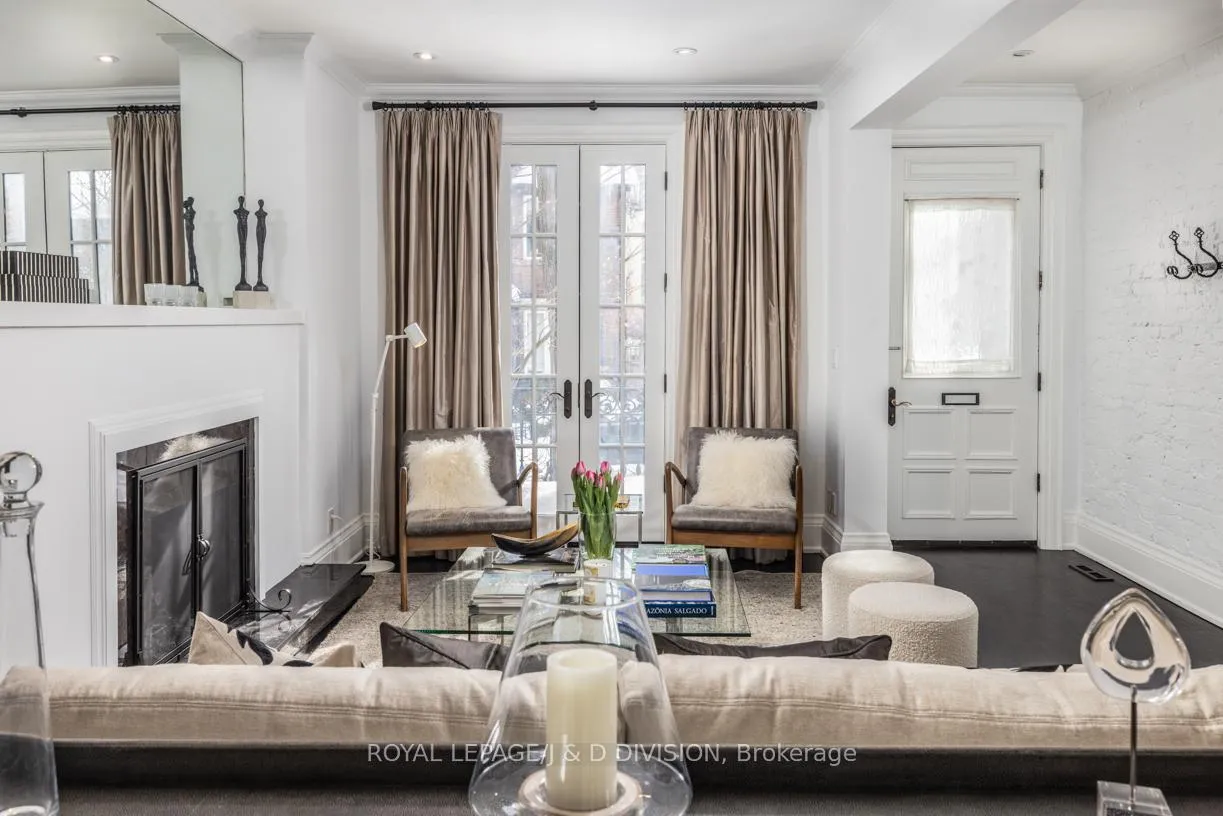 Photo 9 of 36 Gibson Avenue, Toronto, Rosedale-Moore Park — HOMEH