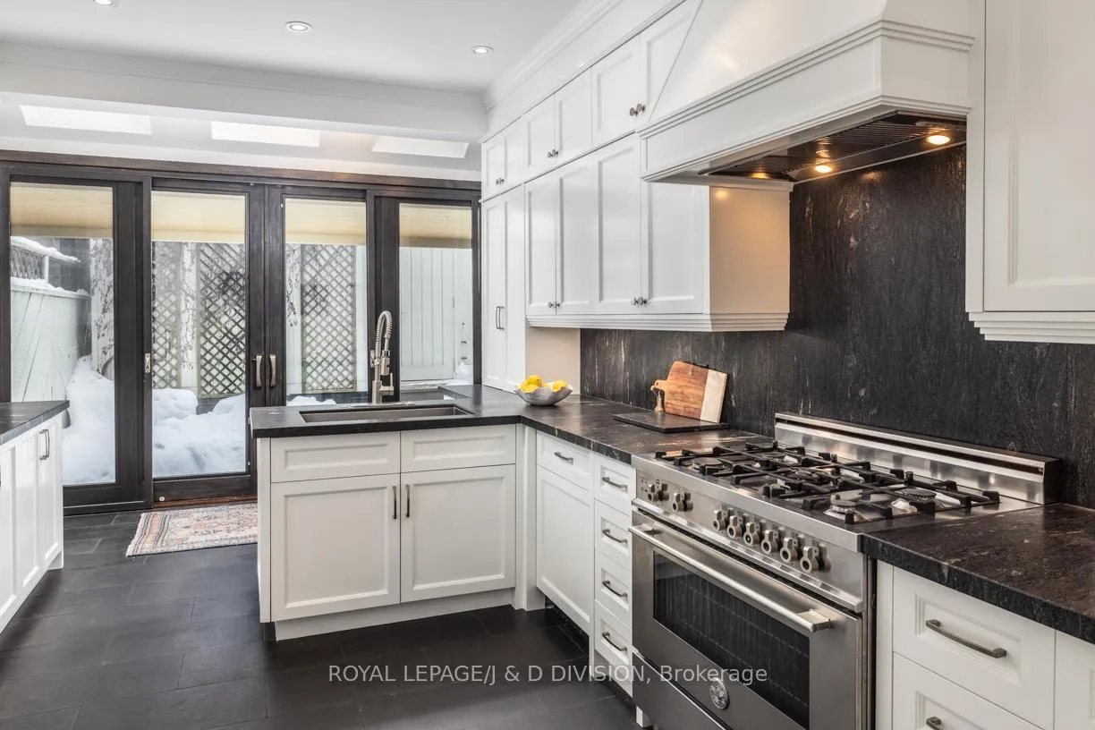 Photo 15 of 36 Gibson Avenue, Toronto, Rosedale-Moore Park — HOMEH