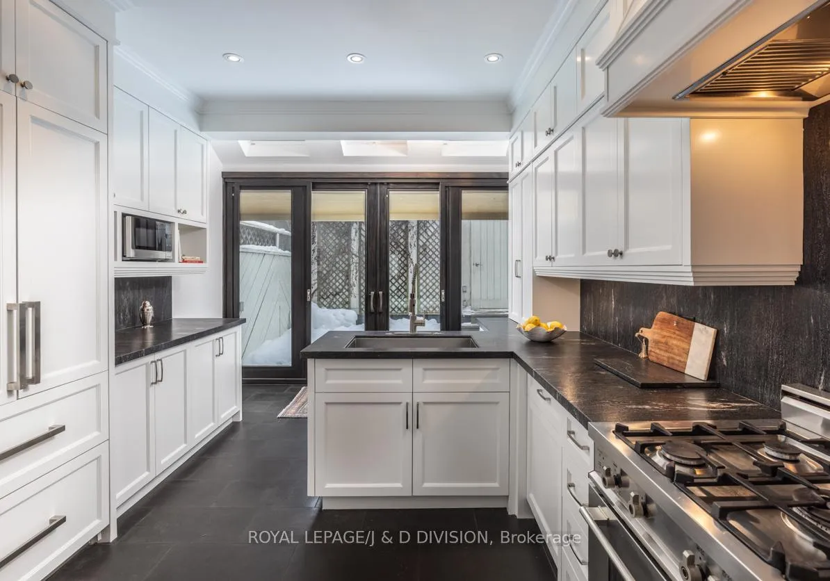 Photo 16 of 36 Gibson Avenue, Toronto, Rosedale-Moore Park — HOMEH
