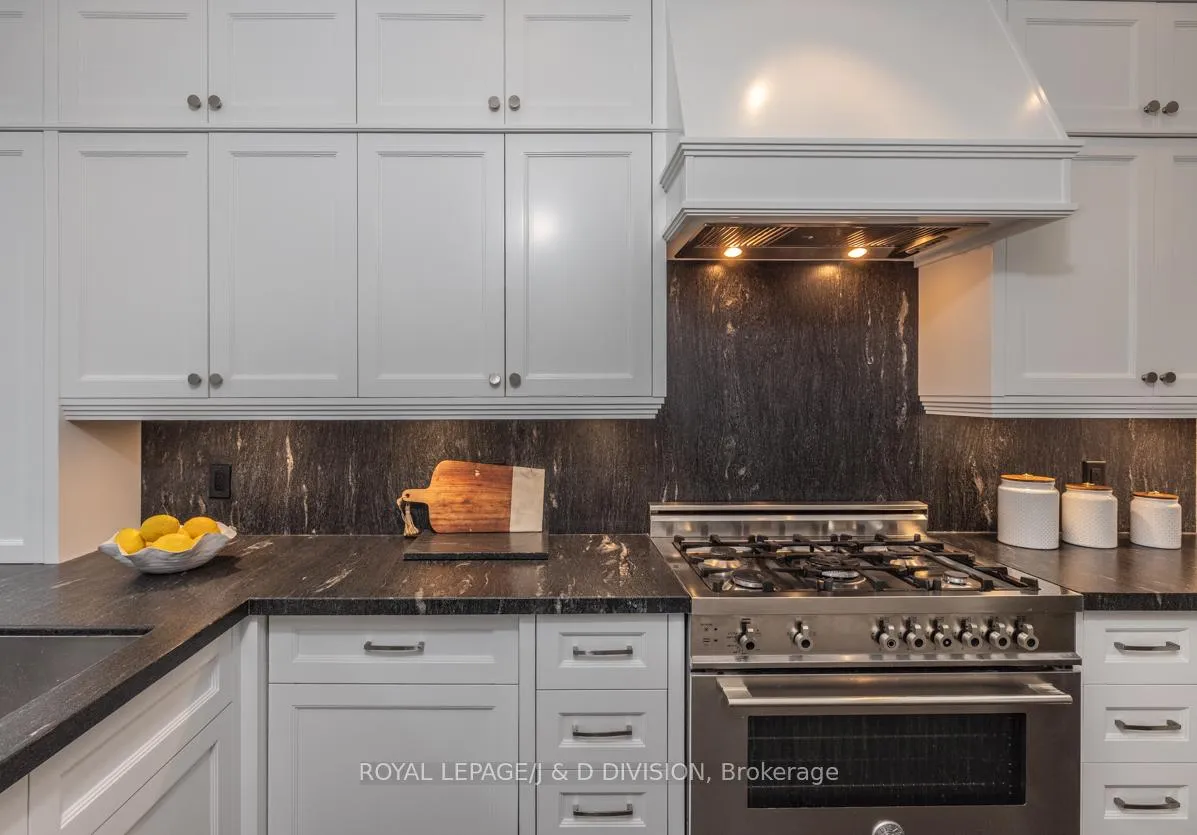 Photo 19 of 36 Gibson Avenue, Toronto, Rosedale-Moore Park — HOMEH