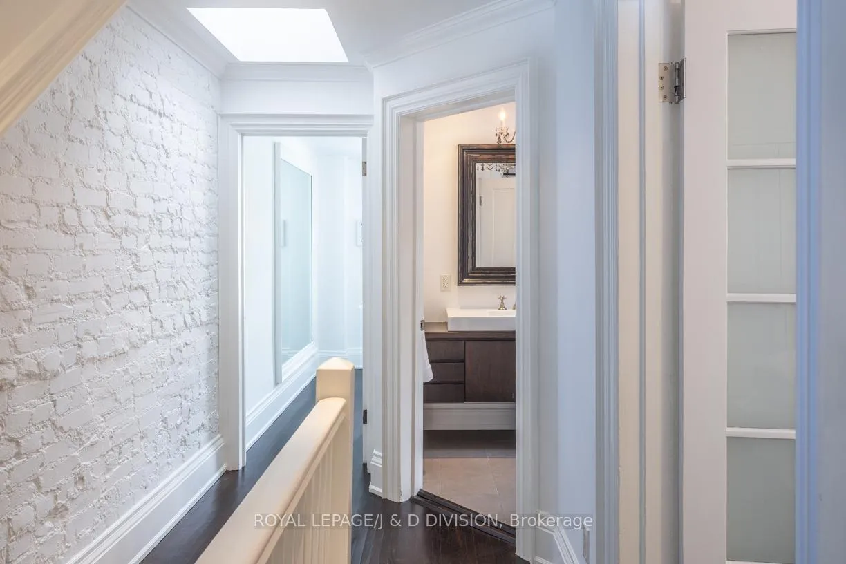 Photo 20 of 36 Gibson Avenue, Toronto, Rosedale-Moore Park — HOMEH