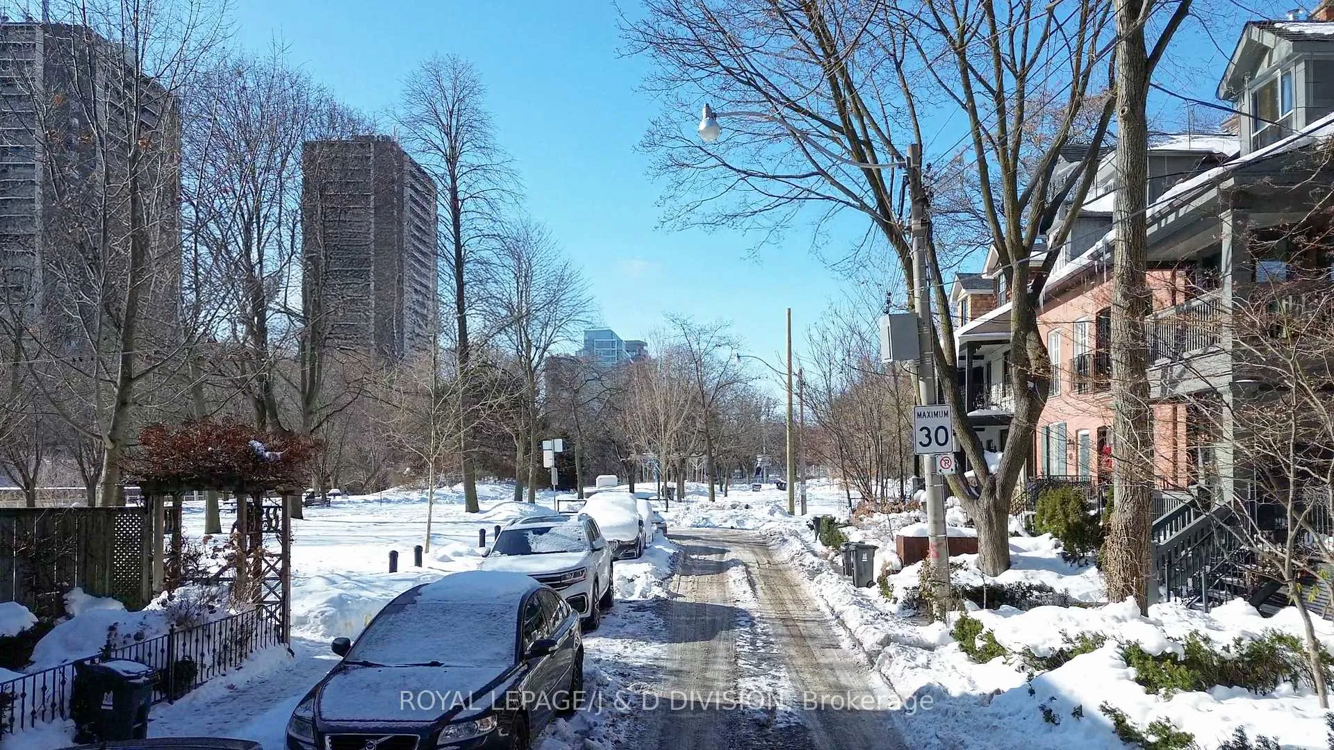 Photo 48 of 36 Gibson Avenue, Toronto, Rosedale-Moore Park — HOMEH