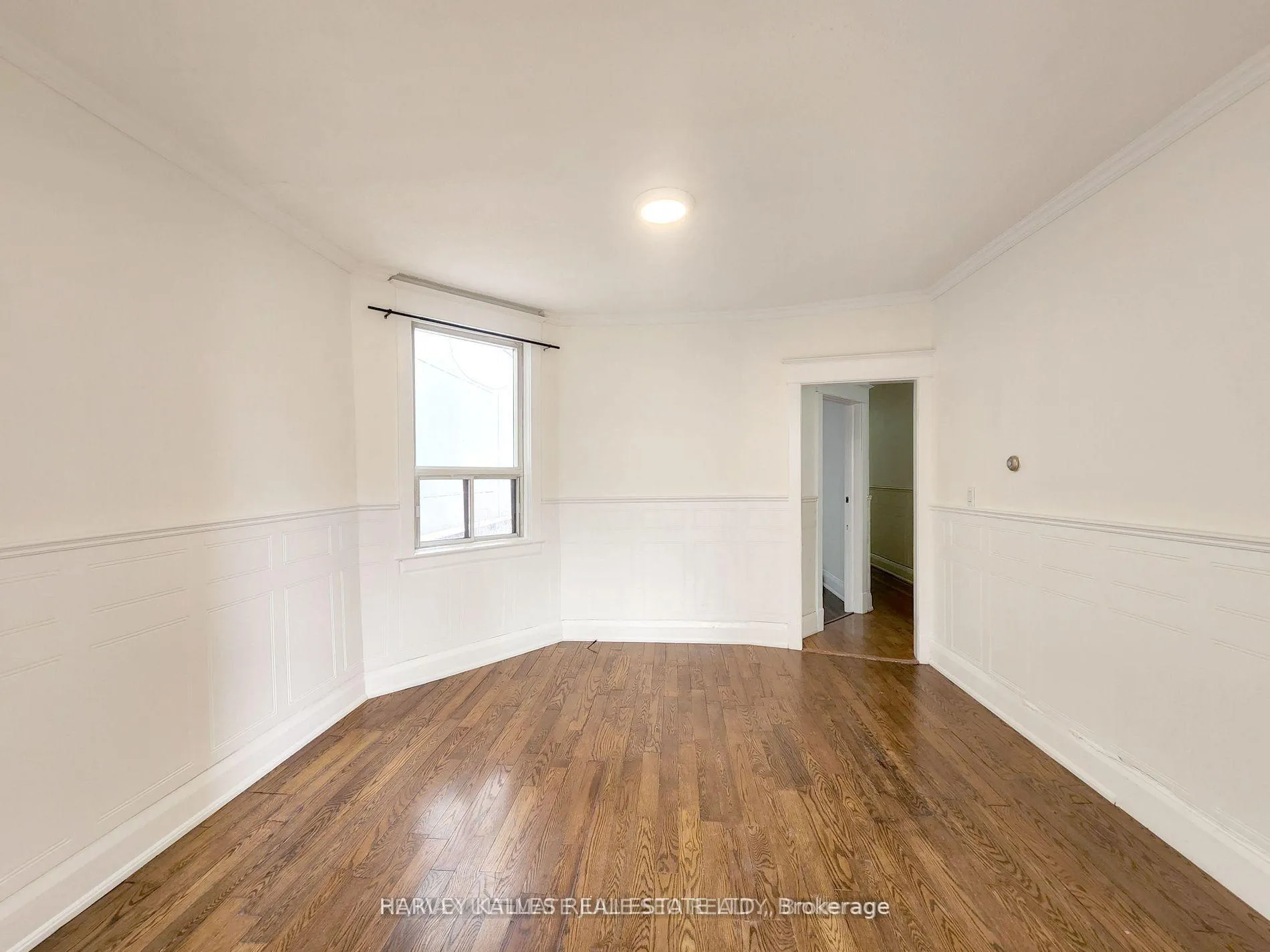 Photo 11 of Unit 2nd Flr, 832 St Clair Avenue, Toronto, Oakwood Village — HOMEH