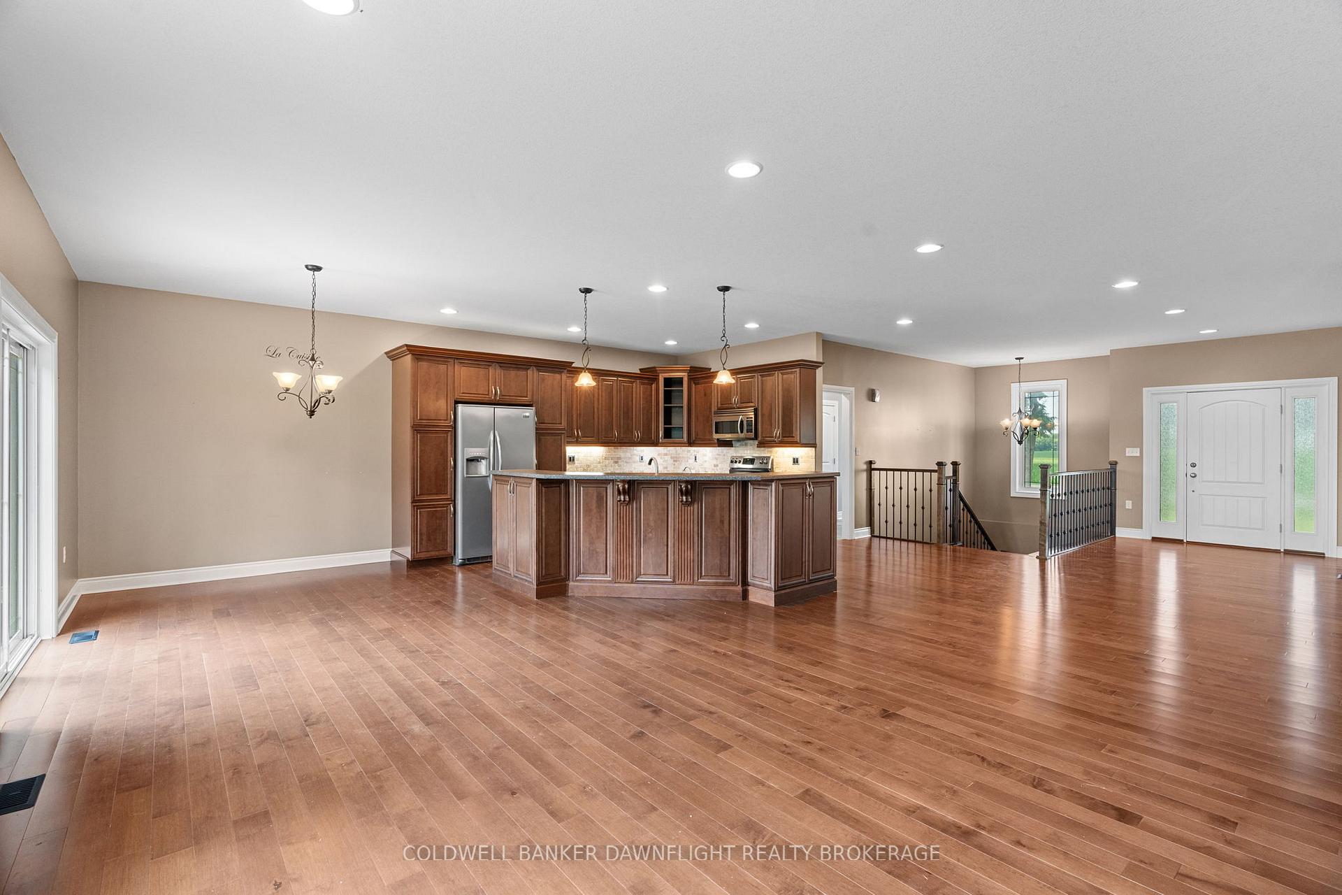 Photo 8 of 6407 Whalen Line, Lucan Biddulph, Rural Lucan Biddulph — HOMEH