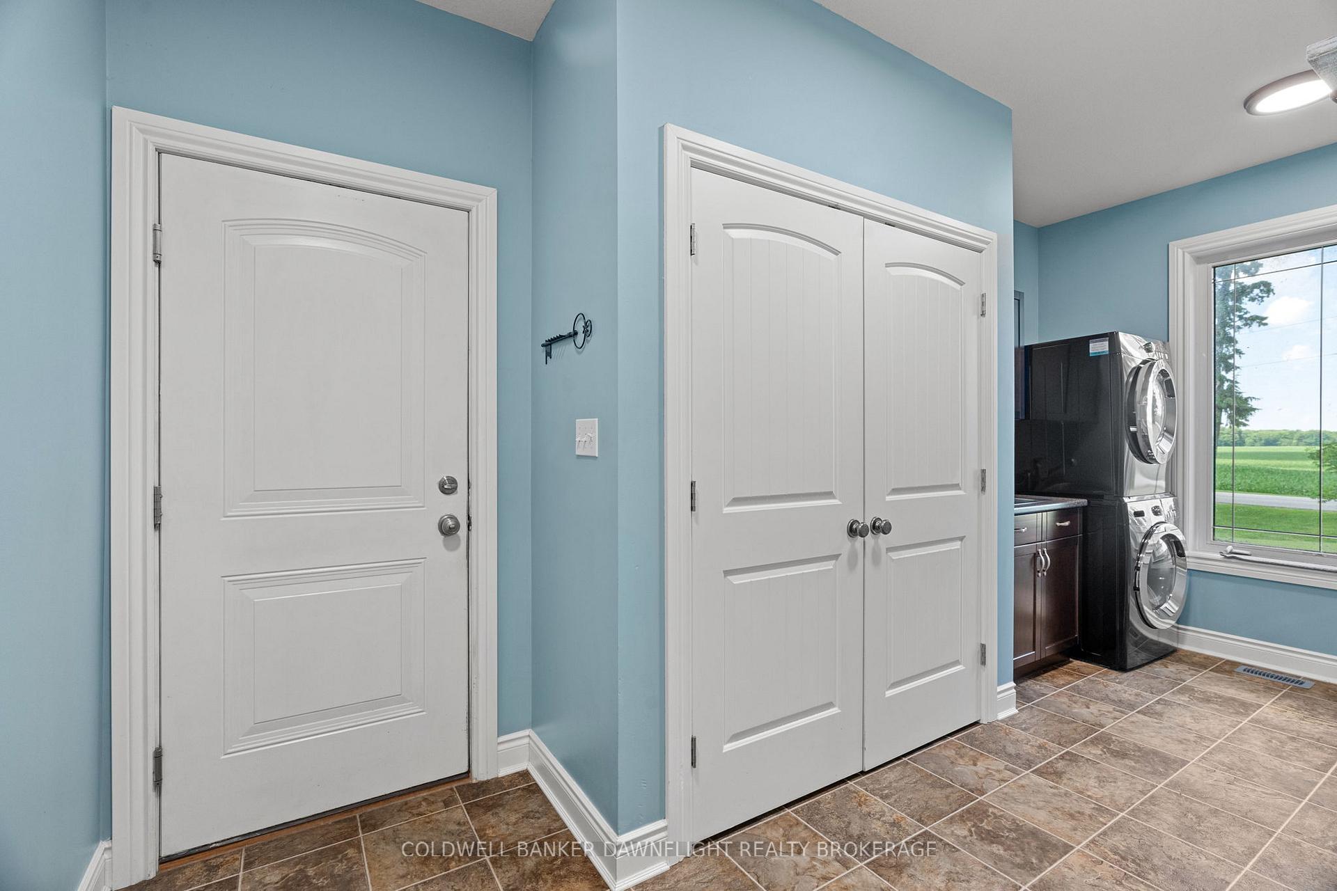 Photo 15 of 6407 Whalen Line, Lucan Biddulph, Rural Lucan Biddulph — HOMEH