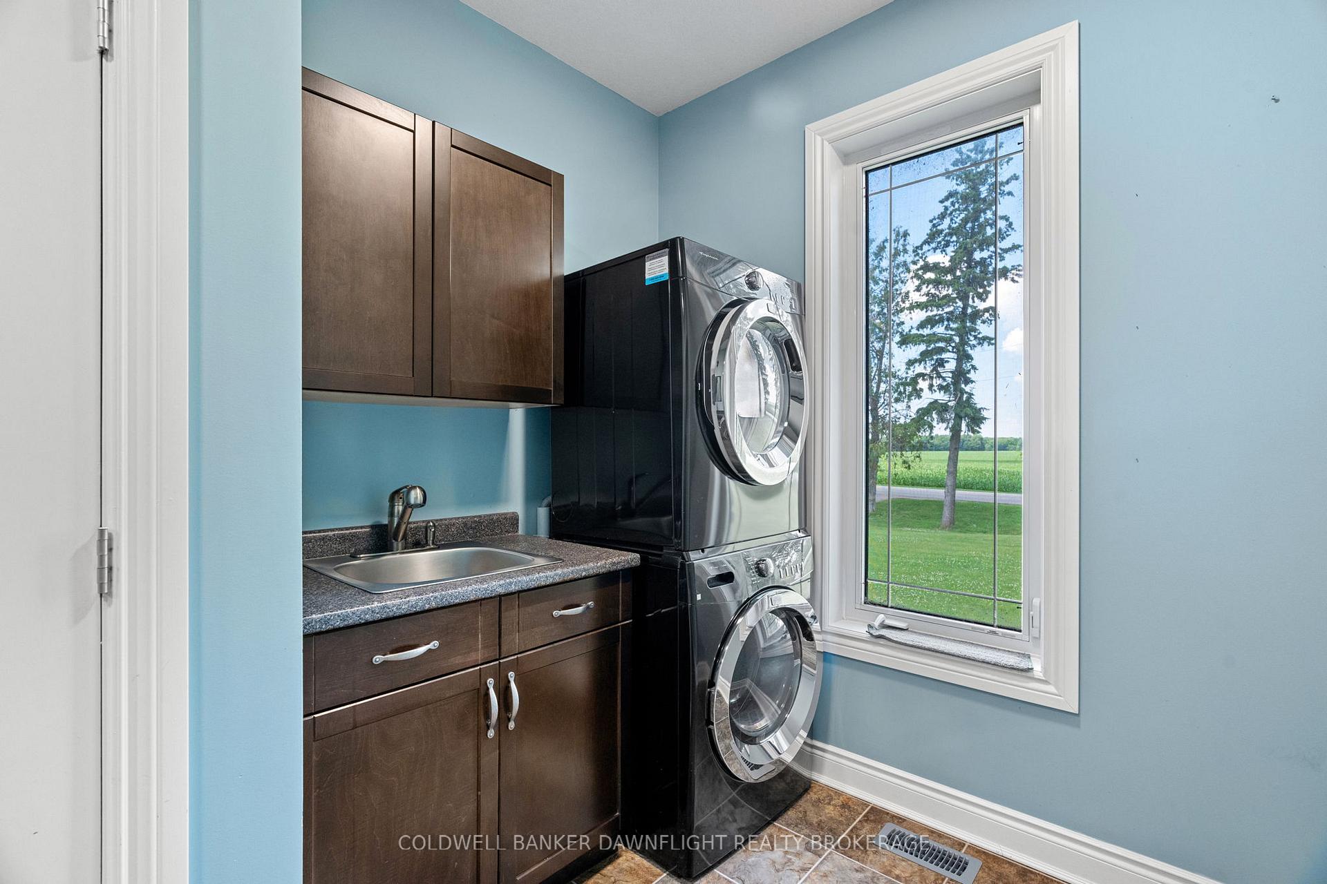 Photo 16 of 6407 Whalen Line, Lucan Biddulph, Rural Lucan Biddulph — HOMEH