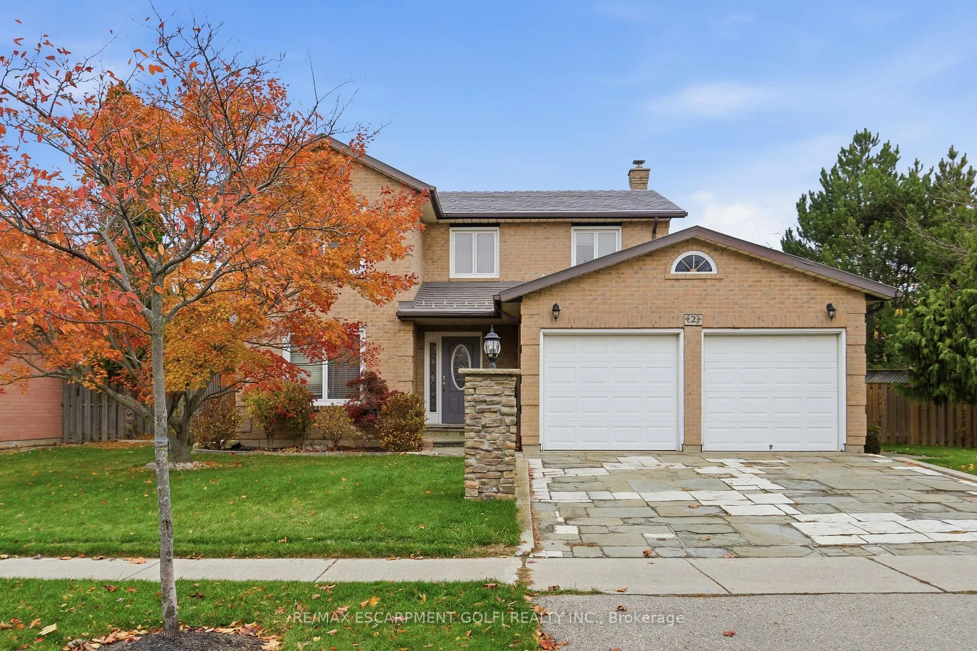 Photo 1 of 2 Jeanette Avenue, Grimsby, Grimsby Beach — HOMEH
