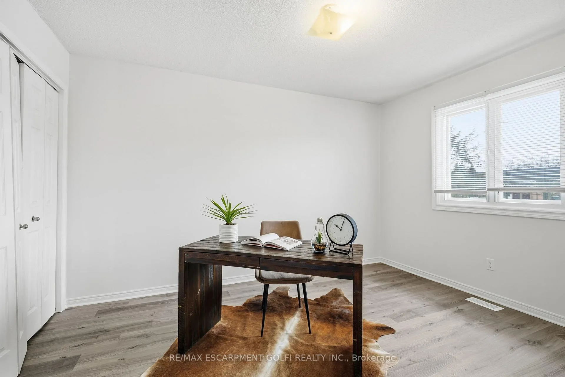 Photo 22 of 2 Jeanette Avenue, Grimsby, Grimsby Beach — HOMEH