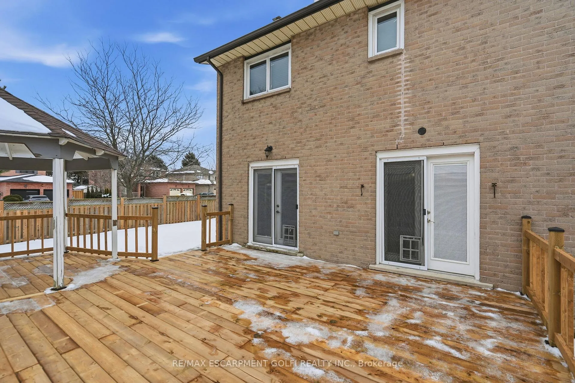 Photo 30 of 2 Jeanette Avenue, Grimsby, Grimsby Beach — HOMEH
