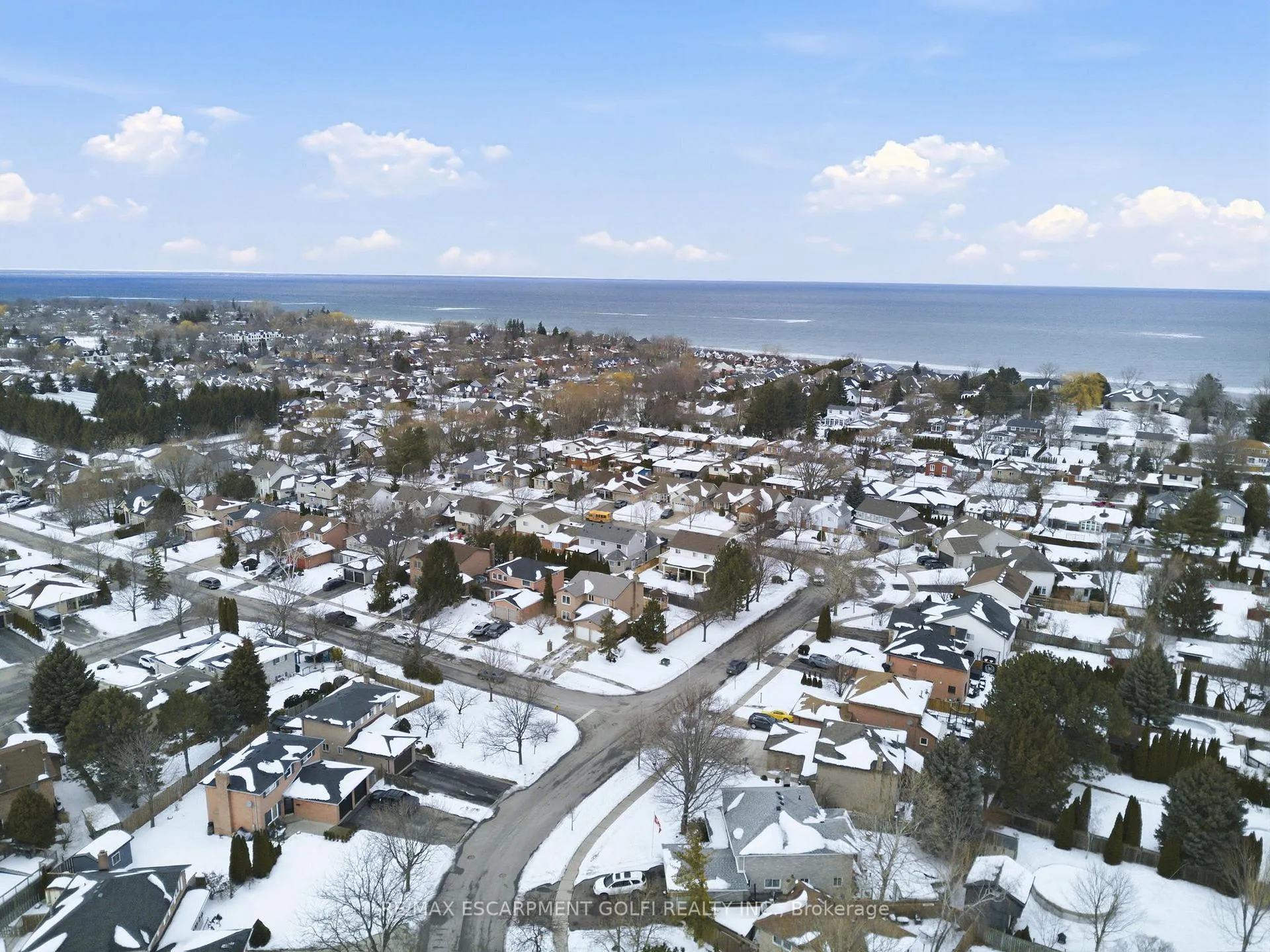 Photo 39 of 2 Jeanette Avenue, Grimsby, Grimsby Beach — HOMEH