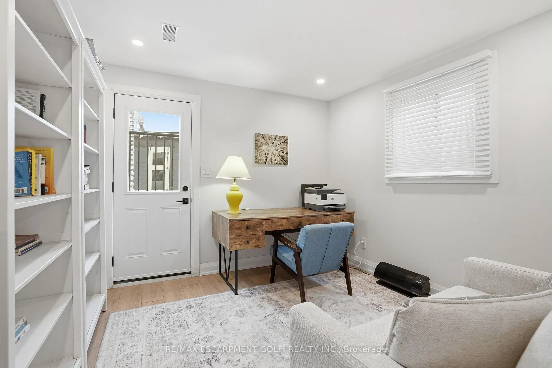 Photo 23 of 417 Elizabeth Street, Grimsby, Grimsby Beach — HOMEH