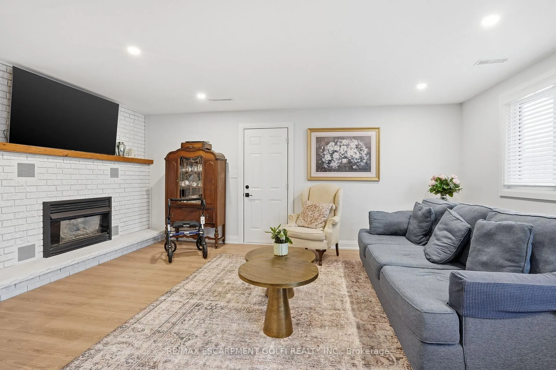 Photo 24 of 417 Elizabeth Street, Grimsby, Grimsby Beach — HOMEH