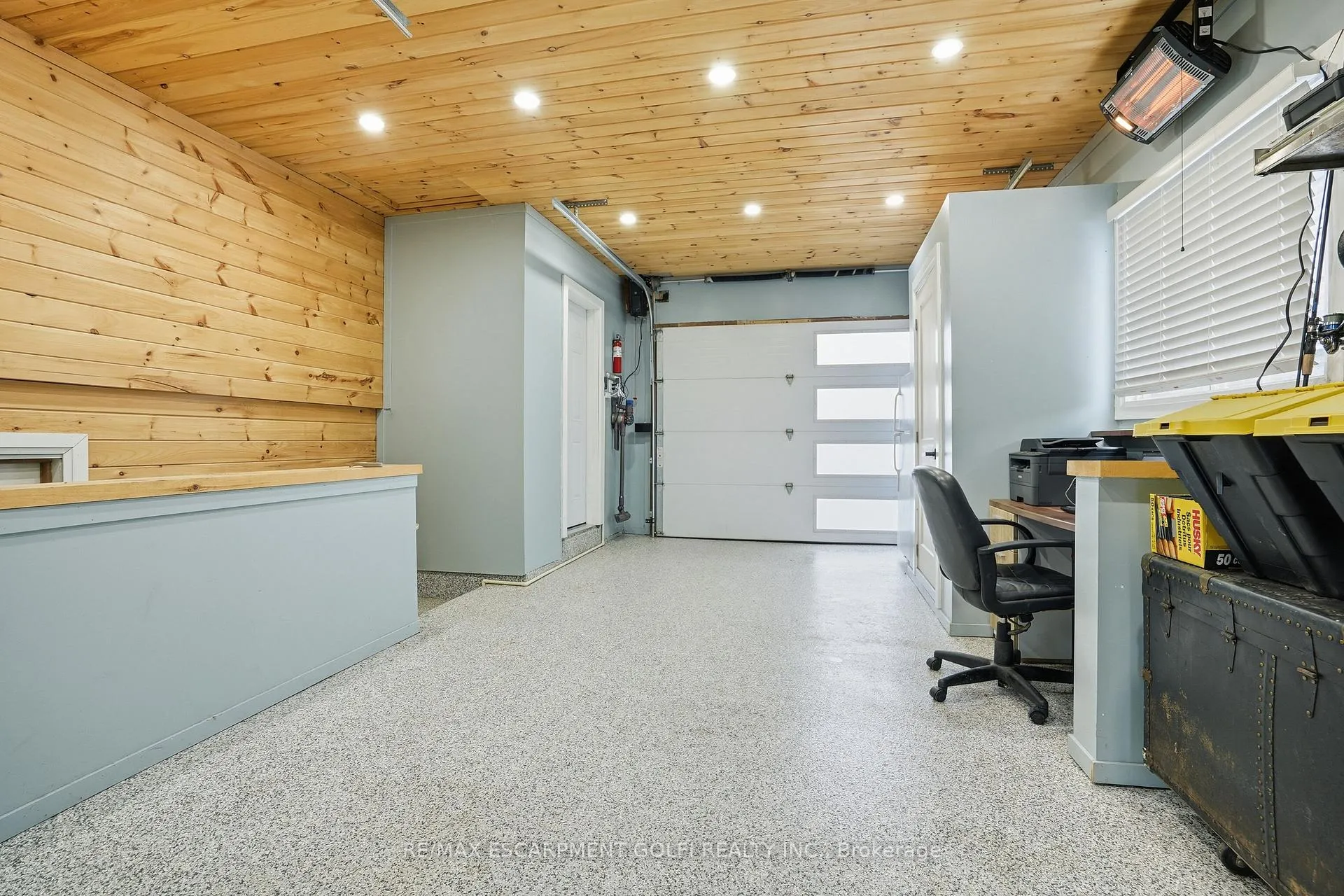 Photo 32 of 417 Elizabeth Street, Grimsby, Grimsby Beach — HOMEH