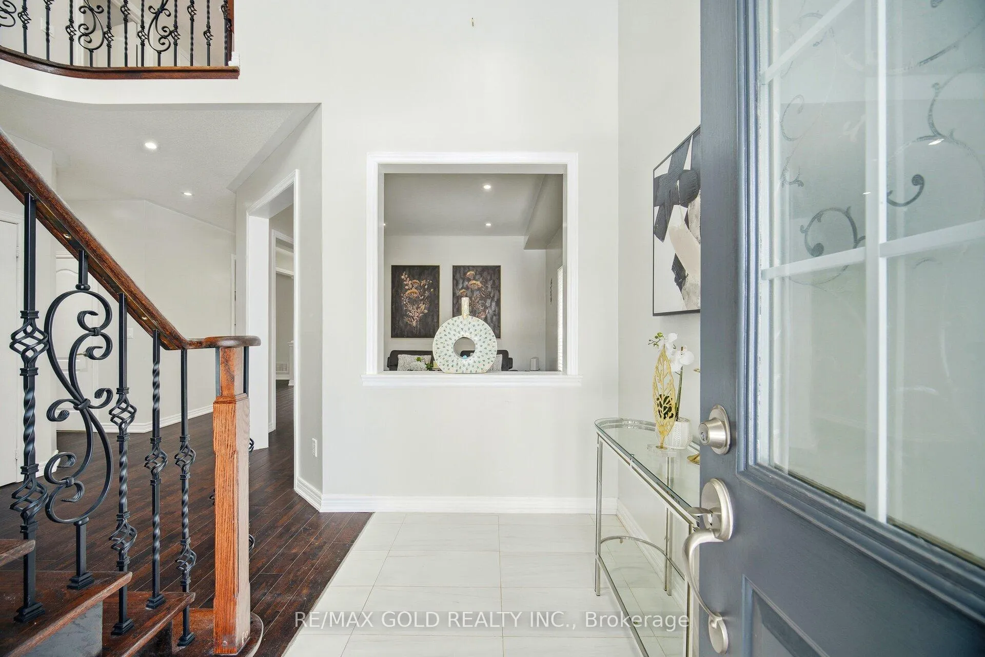 Photo 4 of 50 Long Meadow Road, Brampton, Bram East — HOMEH