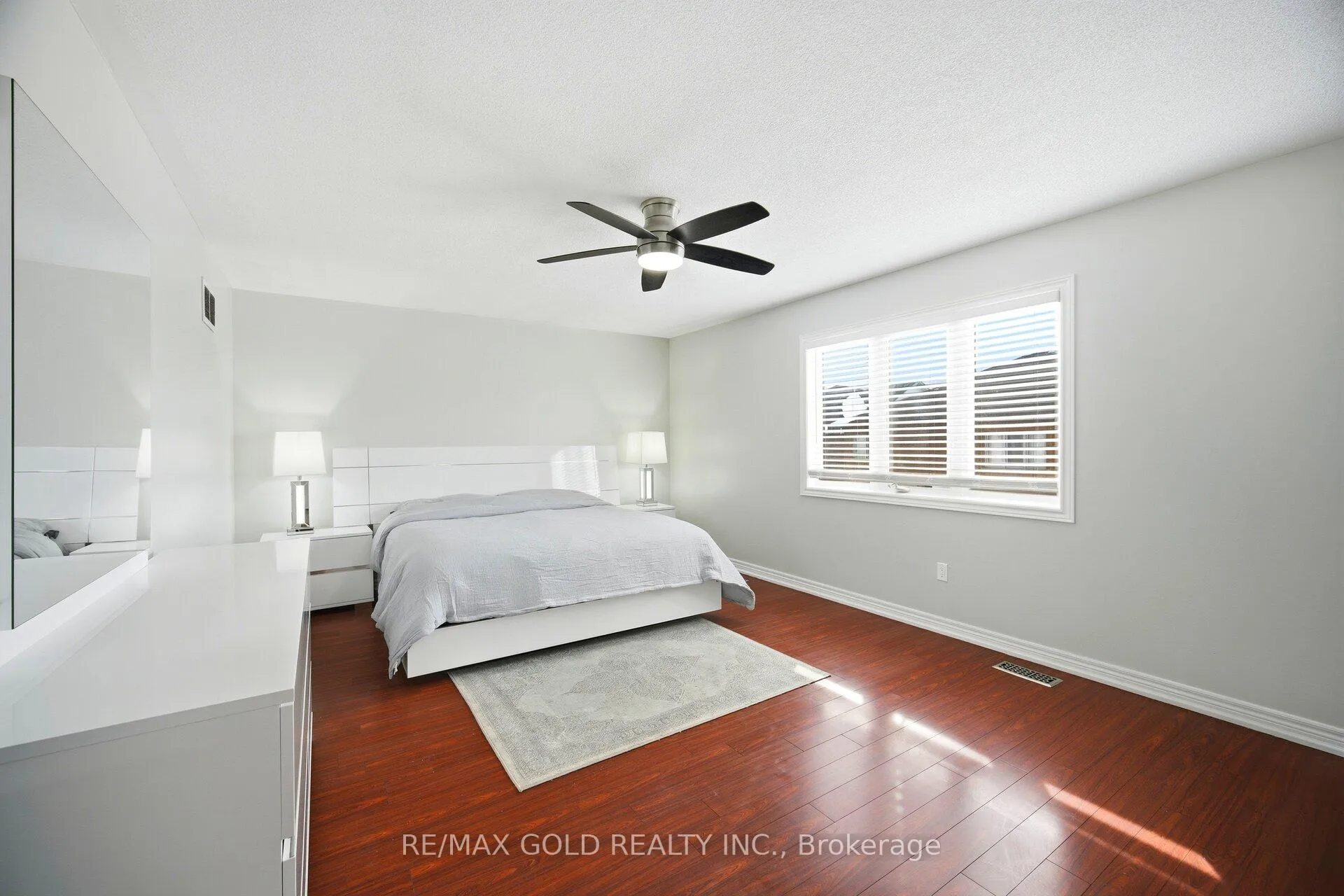 Photo 25 of 50 Long Meadow Road, Brampton, Bram East — HOMEH
