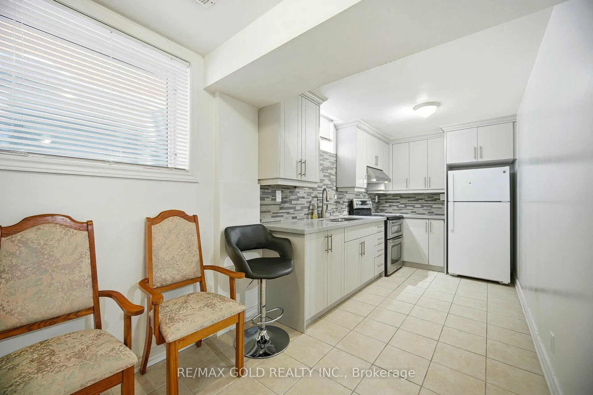 Photo 36 of 50 Long Meadow Road, Brampton, Bram East — HOMEH