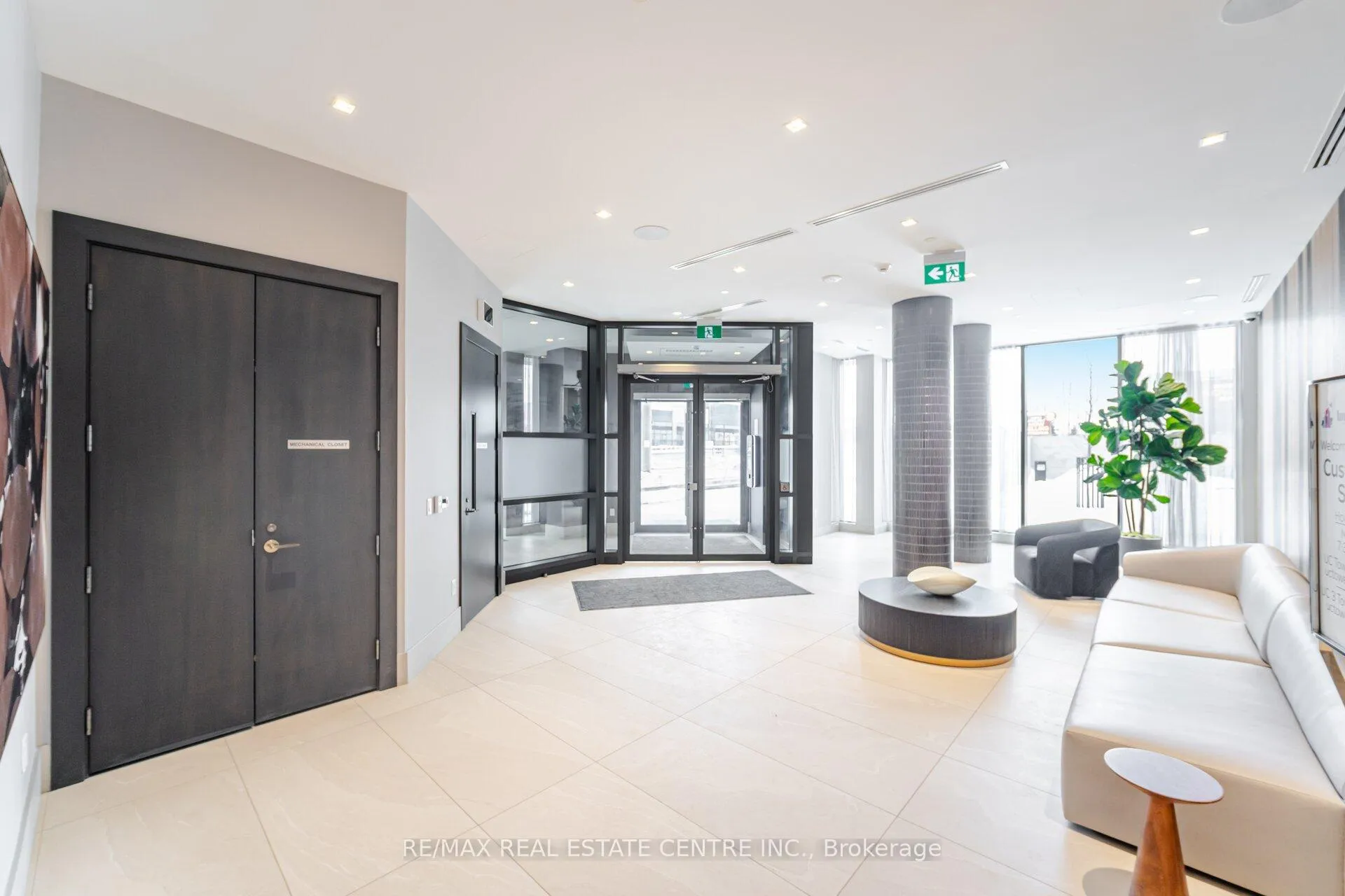 Photo 2 of Unit 1116, 2545 Simcoe Street N, Oshawa, Windfields — HOMEH