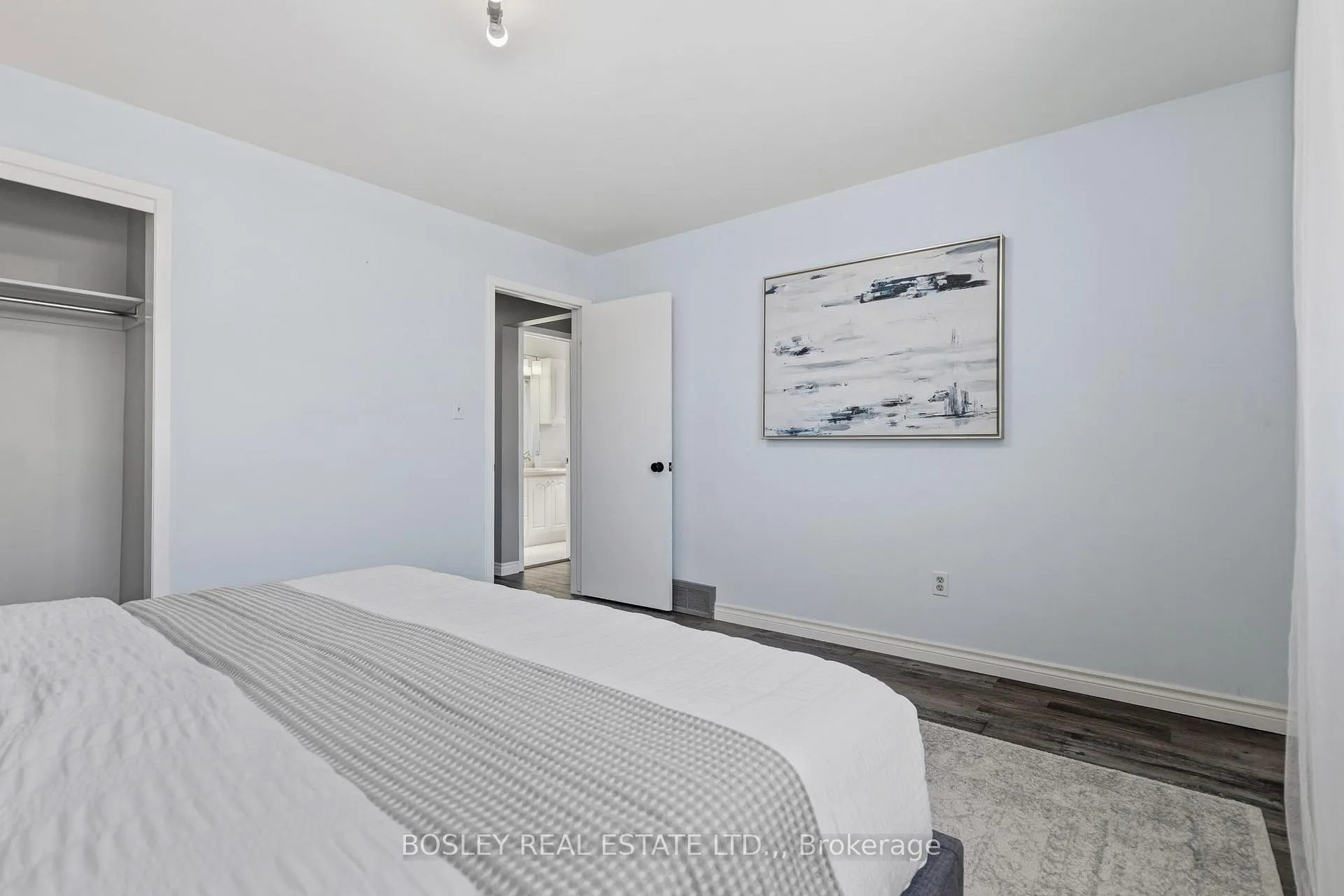 Photo 12 of 17 Adel Drive, St. Catharines, Carlton/Bunting — HOMEH