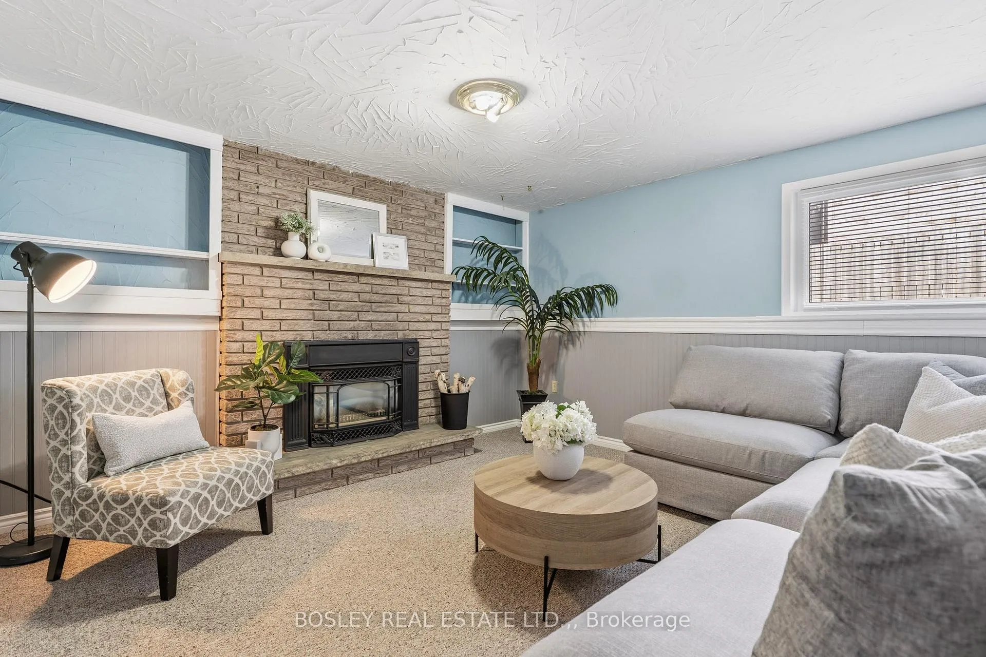 Photo 19 of 17 Adel Drive, St. Catharines, Carlton/Bunting — HOMEH