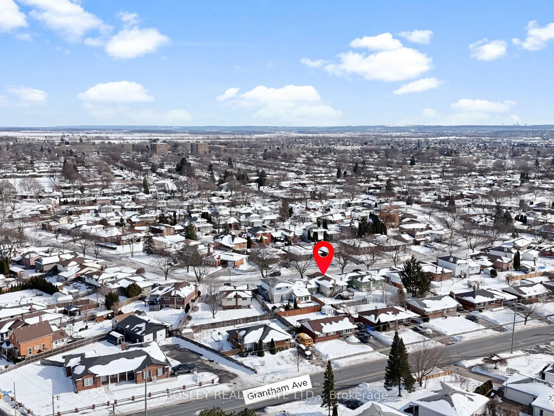 Photo 31 of 17 Adel Drive, St. Catharines, Carlton/Bunting — HOMEH