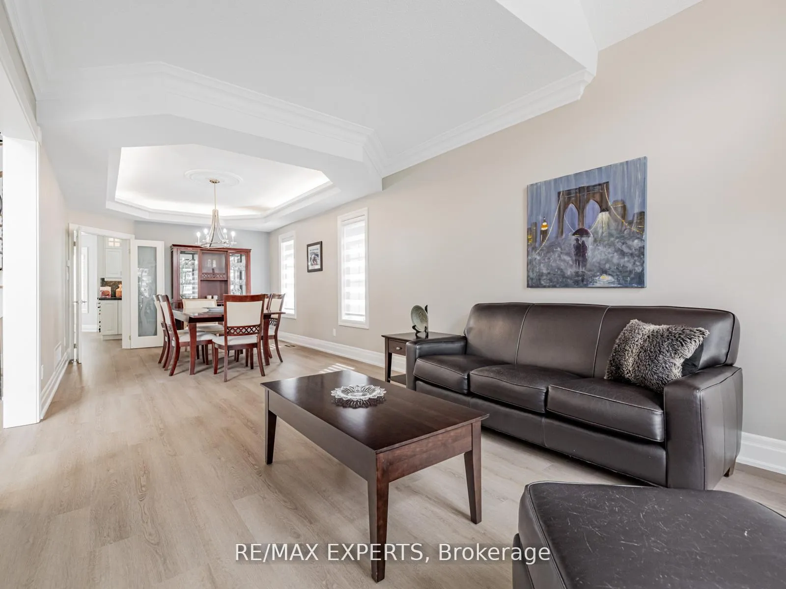 Photo 6 of 215 Thomson Creek Boulevard, Vaughan, Islington Woods — HOMEH