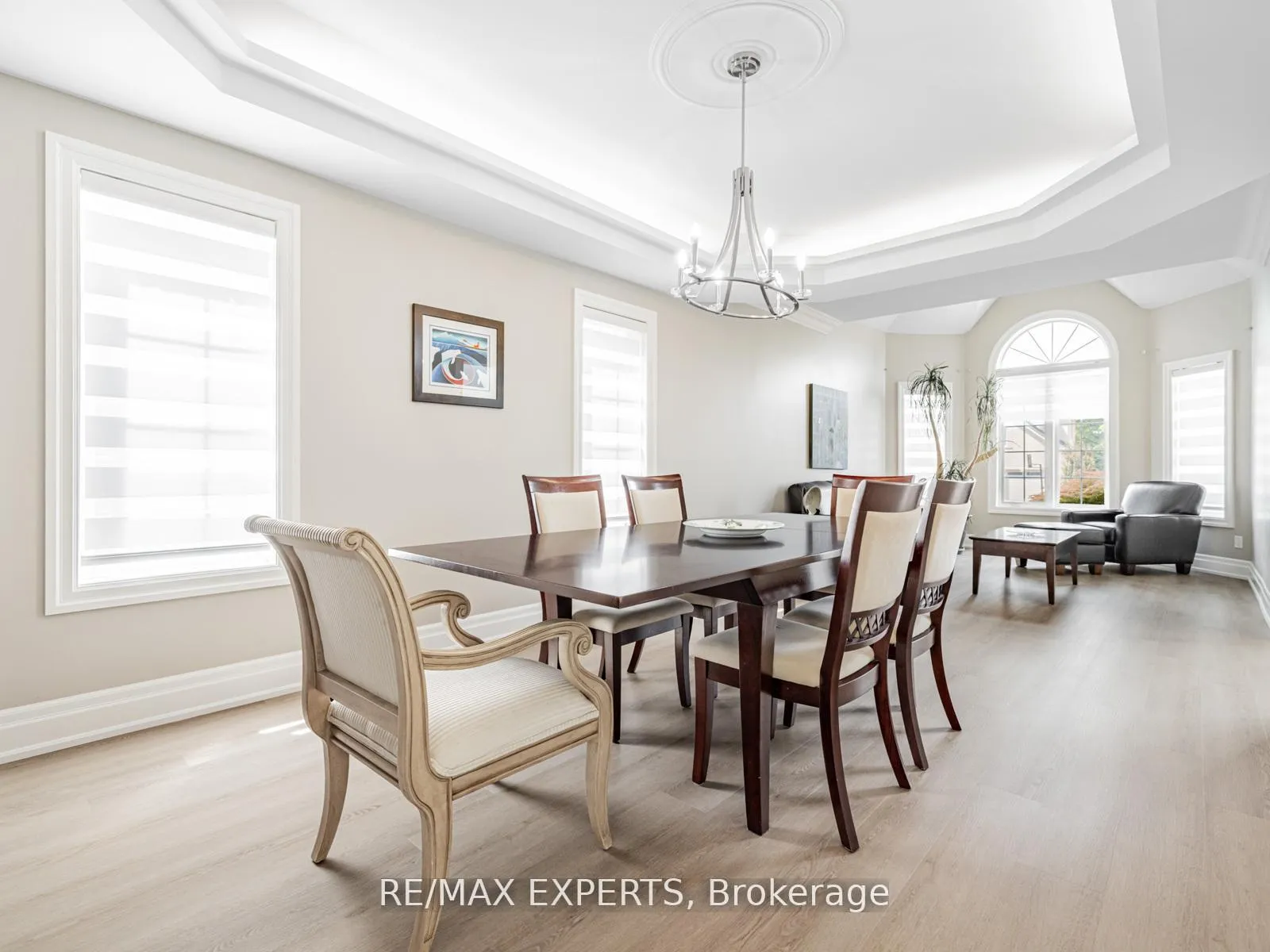 Photo 8 of 215 Thomson Creek Boulevard, Vaughan, Islington Woods — HOMEH