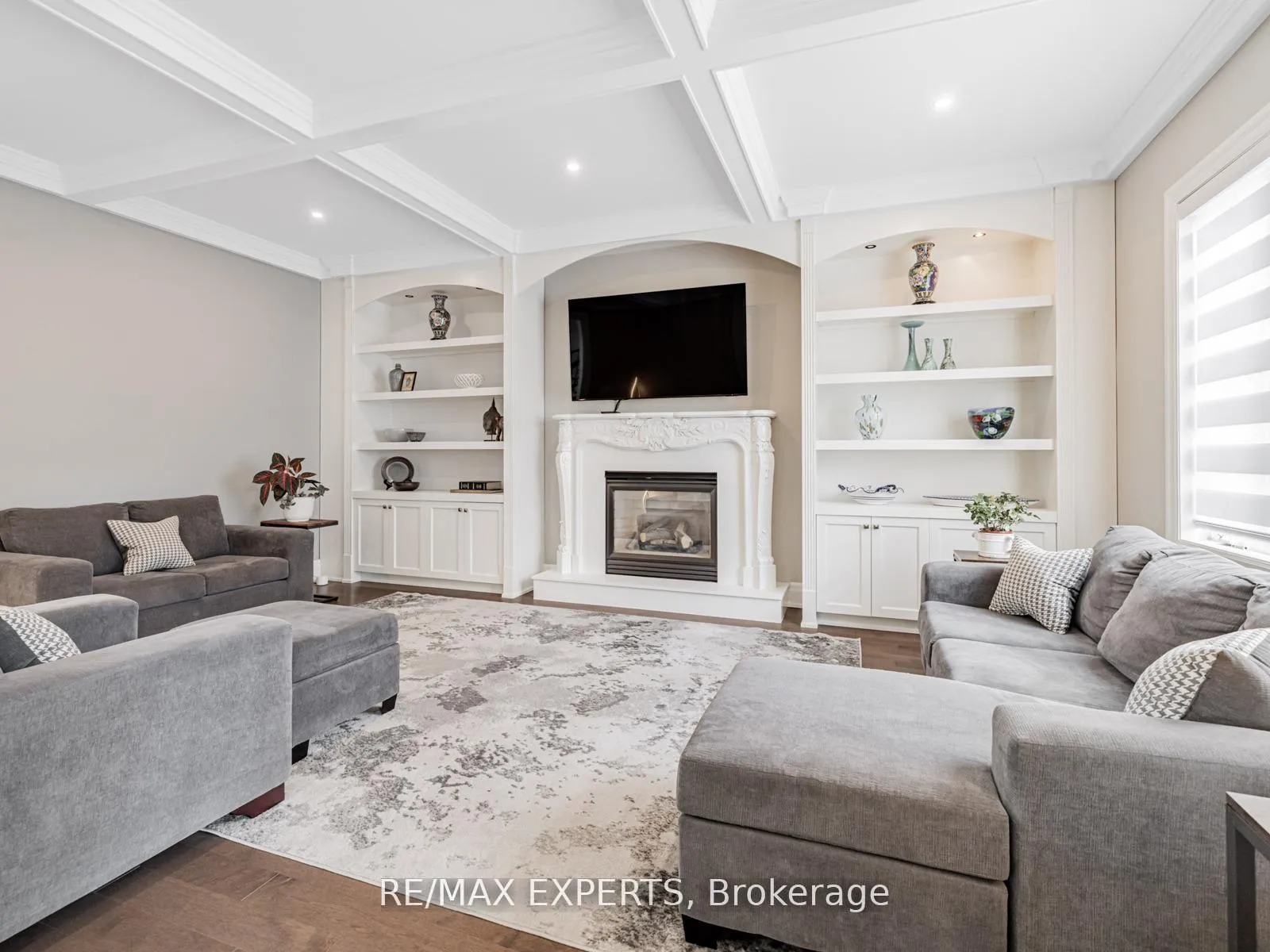 Photo 9 of 215 Thomson Creek Boulevard, Vaughan, Islington Woods — HOMEH
