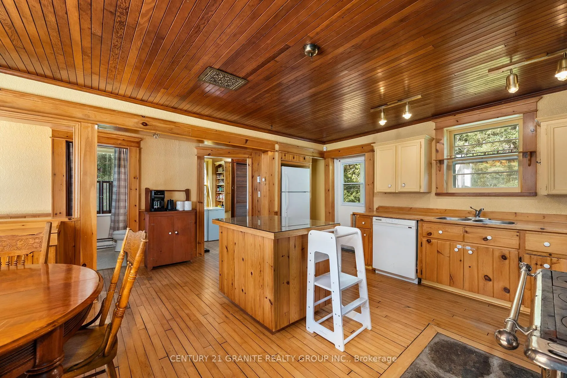 Photo 10 of 400 Old 127, South Algonquin — HOMEH