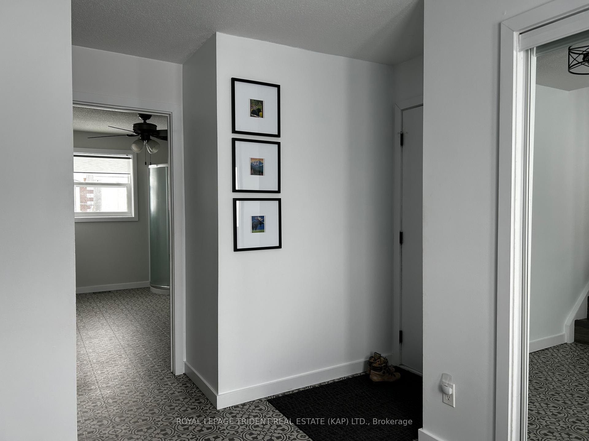 Photo 7 of 10 Ontario Avenue, Kapuskasing — HOMEH