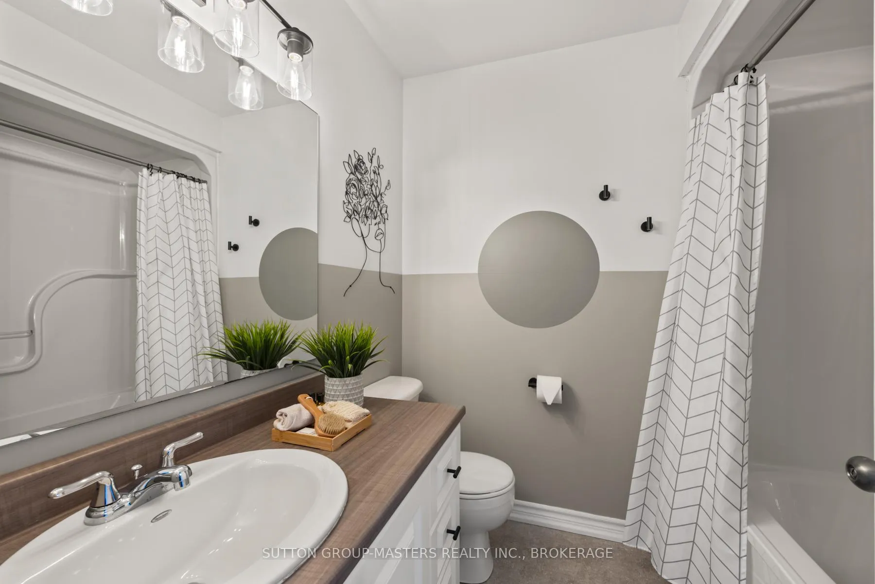 Photo 33 of 628 Melrose Street, Kingston, East Gardiners Rd — HOMEH