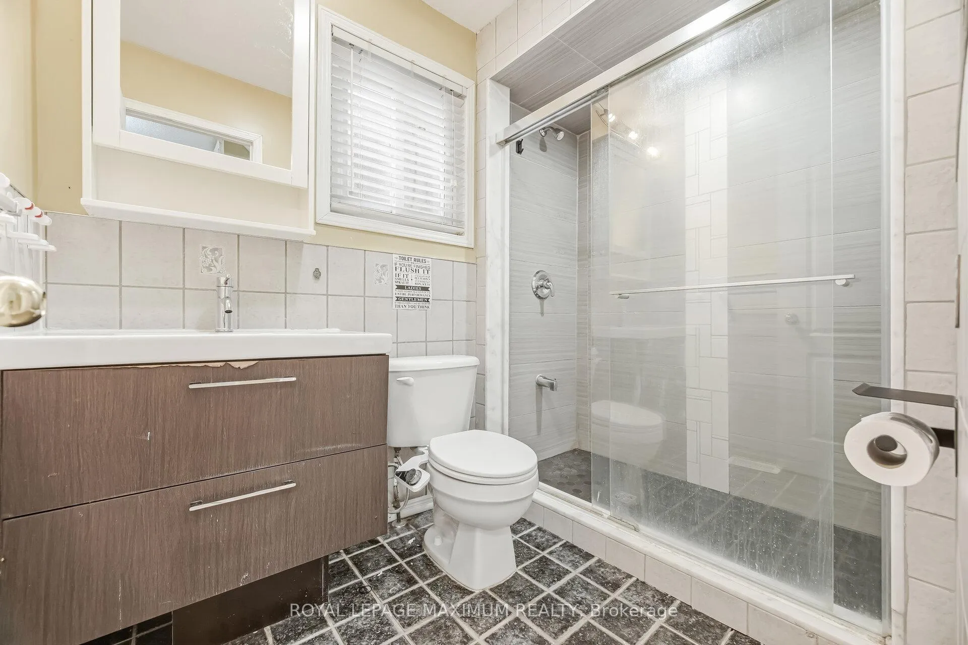 Photo 14 of 49 Jade Crescent, Brampton, Northgate — HOMEH