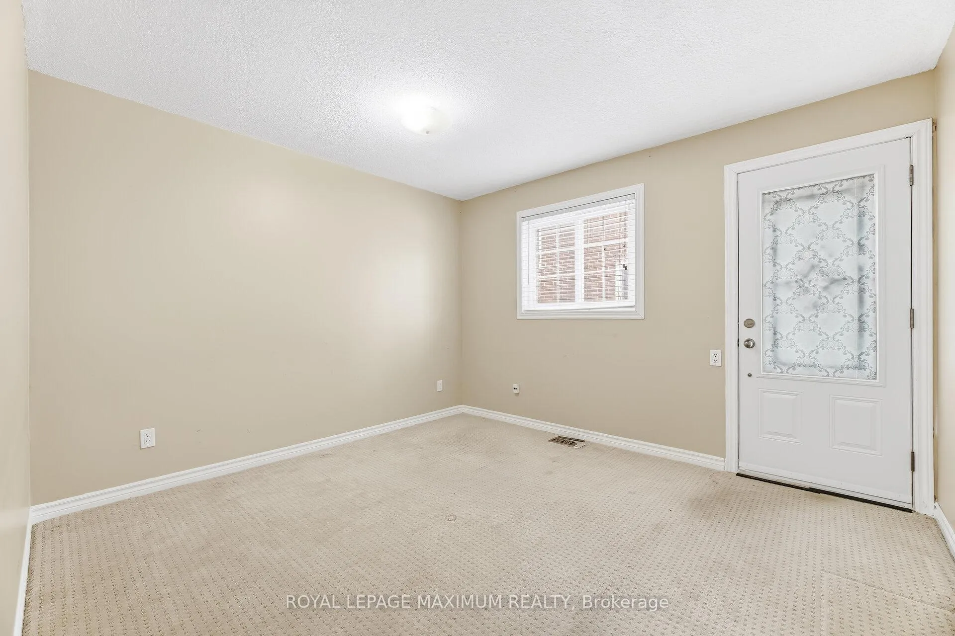 Photo 18 of 49 Jade Crescent, Brampton, Northgate — HOMEH