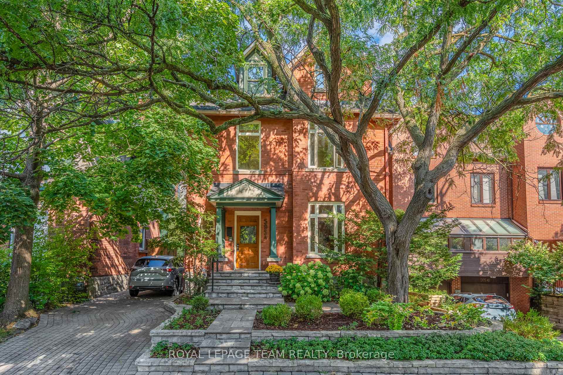Photo 1 of Unit A, 595 Besserer Street, Ottawa, Sandy Hill — HOMEH