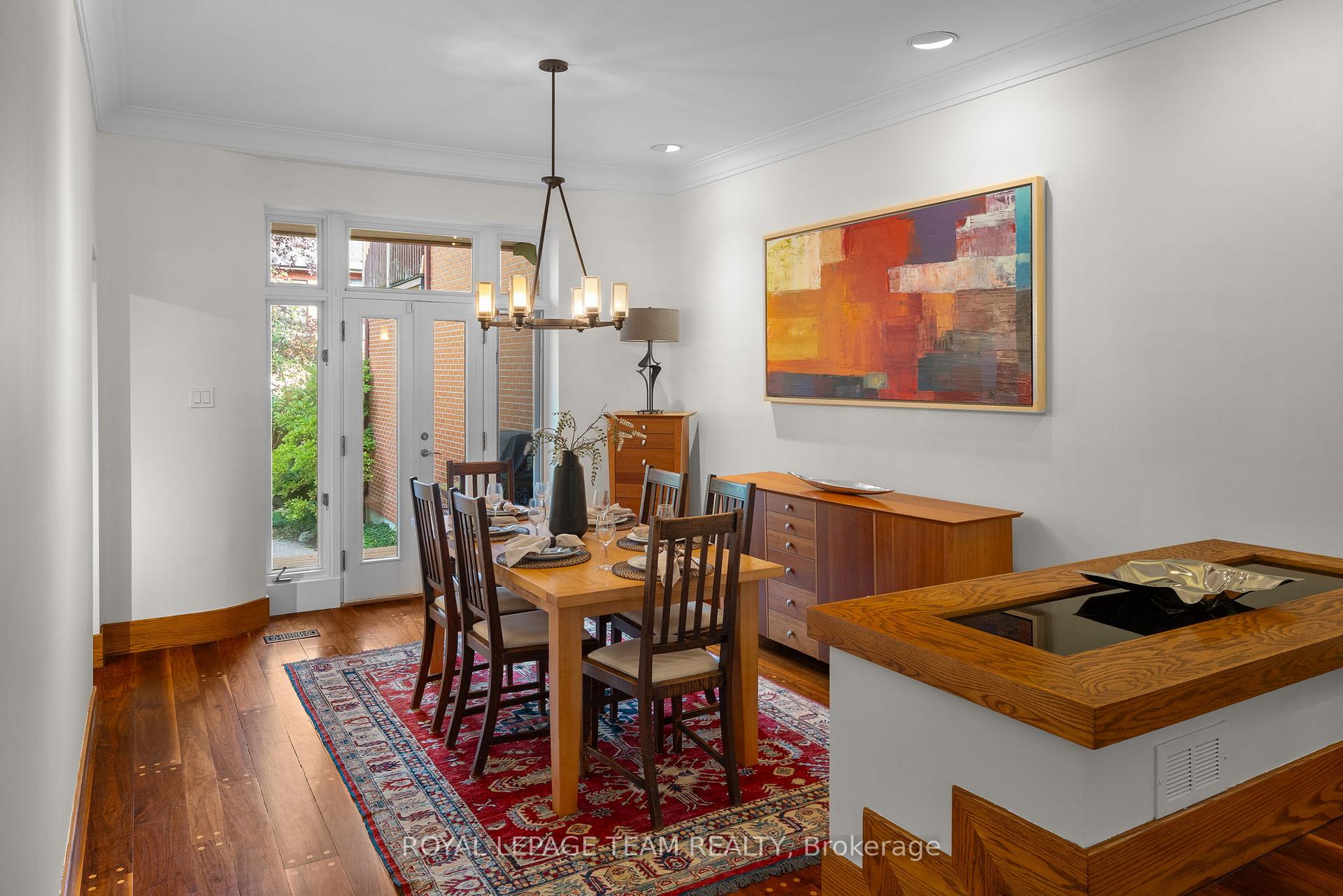 Photo 9 of Unit A, 595 Besserer Street, Ottawa, Sandy Hill — HOMEH