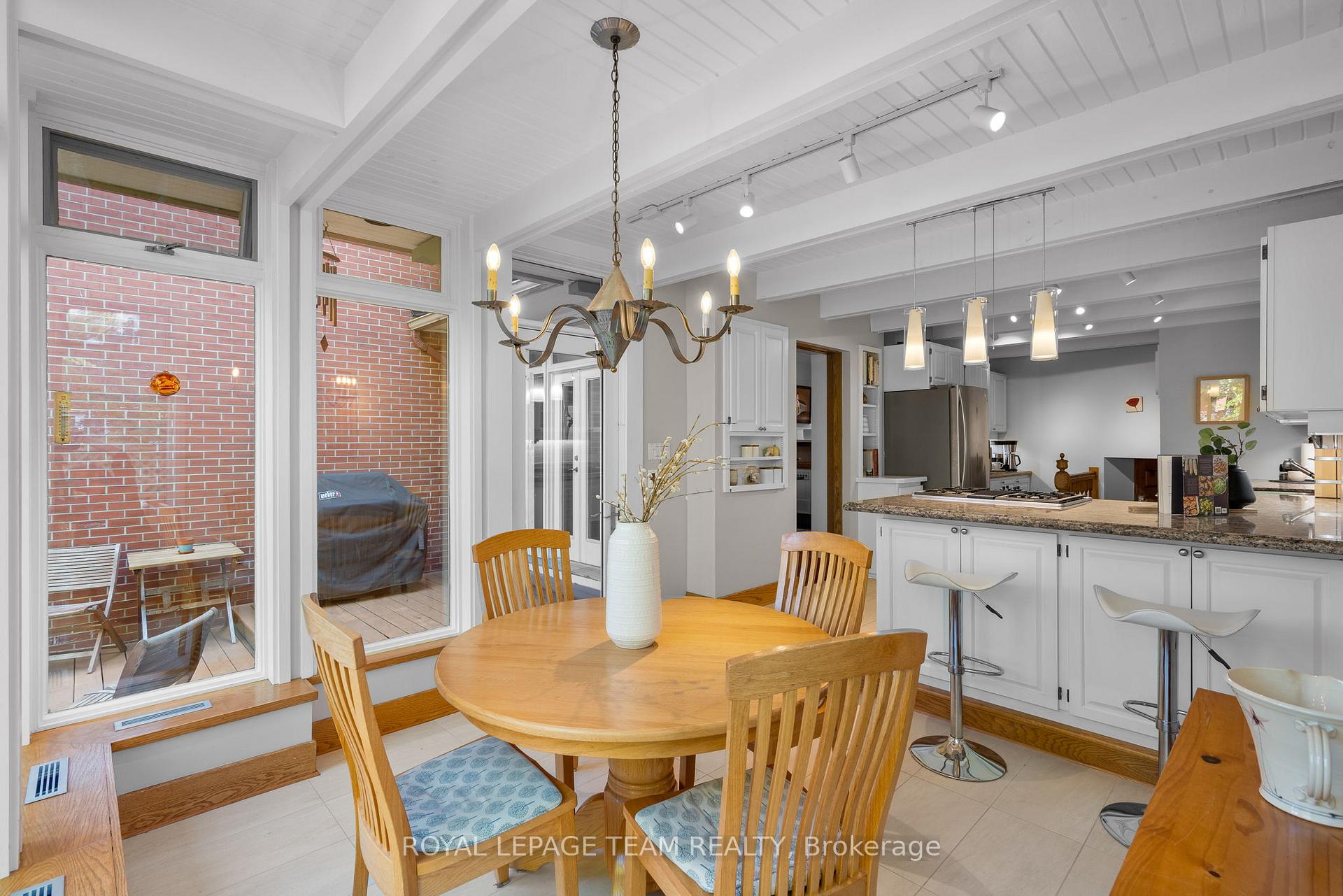 Photo 18 of Unit A, 595 Besserer Street, Ottawa, Sandy Hill — HOMEH