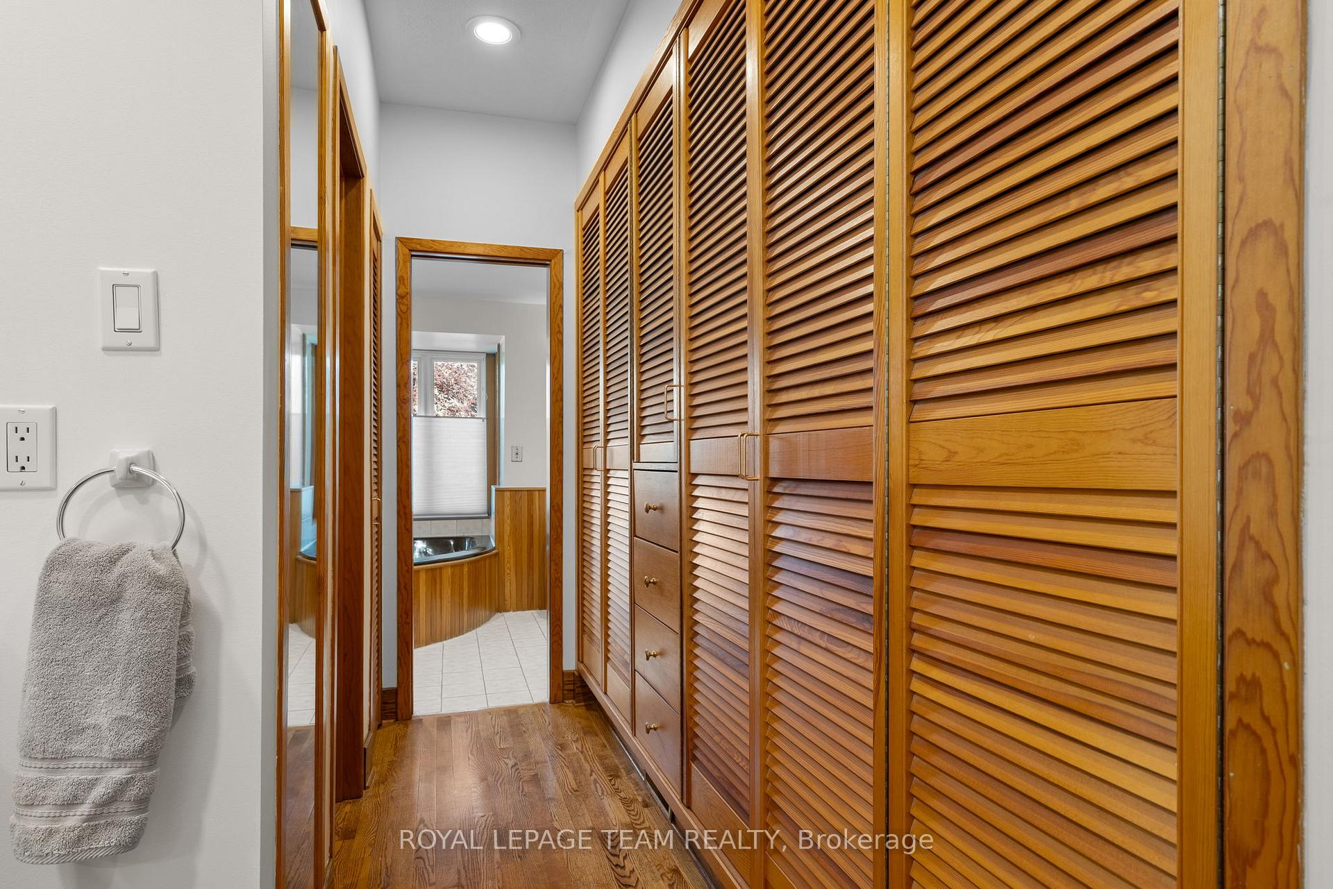 Photo 29 of Unit A, 595 Besserer Street, Ottawa, Sandy Hill — HOMEH
