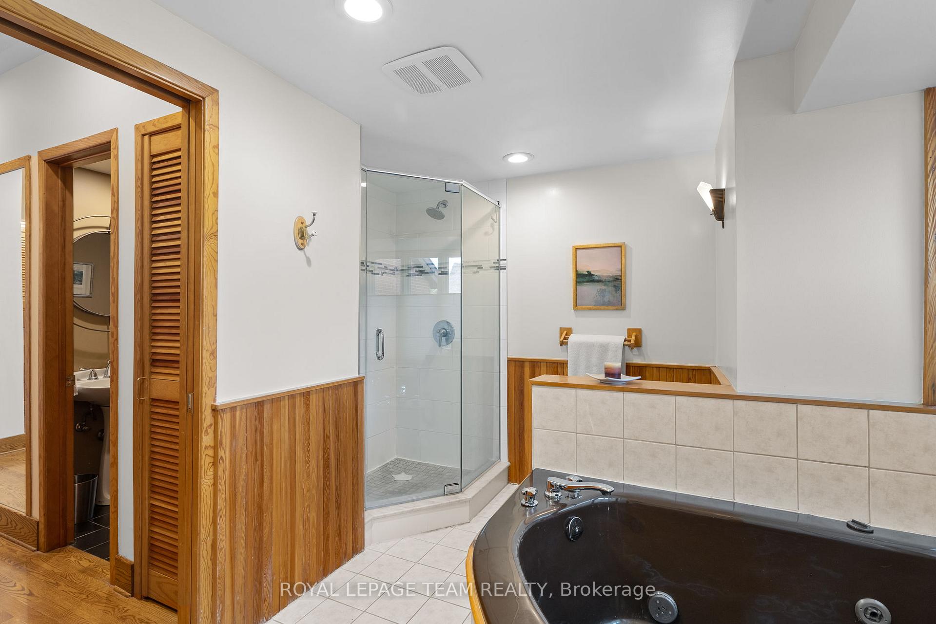 Photo 31 of Unit A, 595 Besserer Street, Ottawa, Sandy Hill — HOMEH