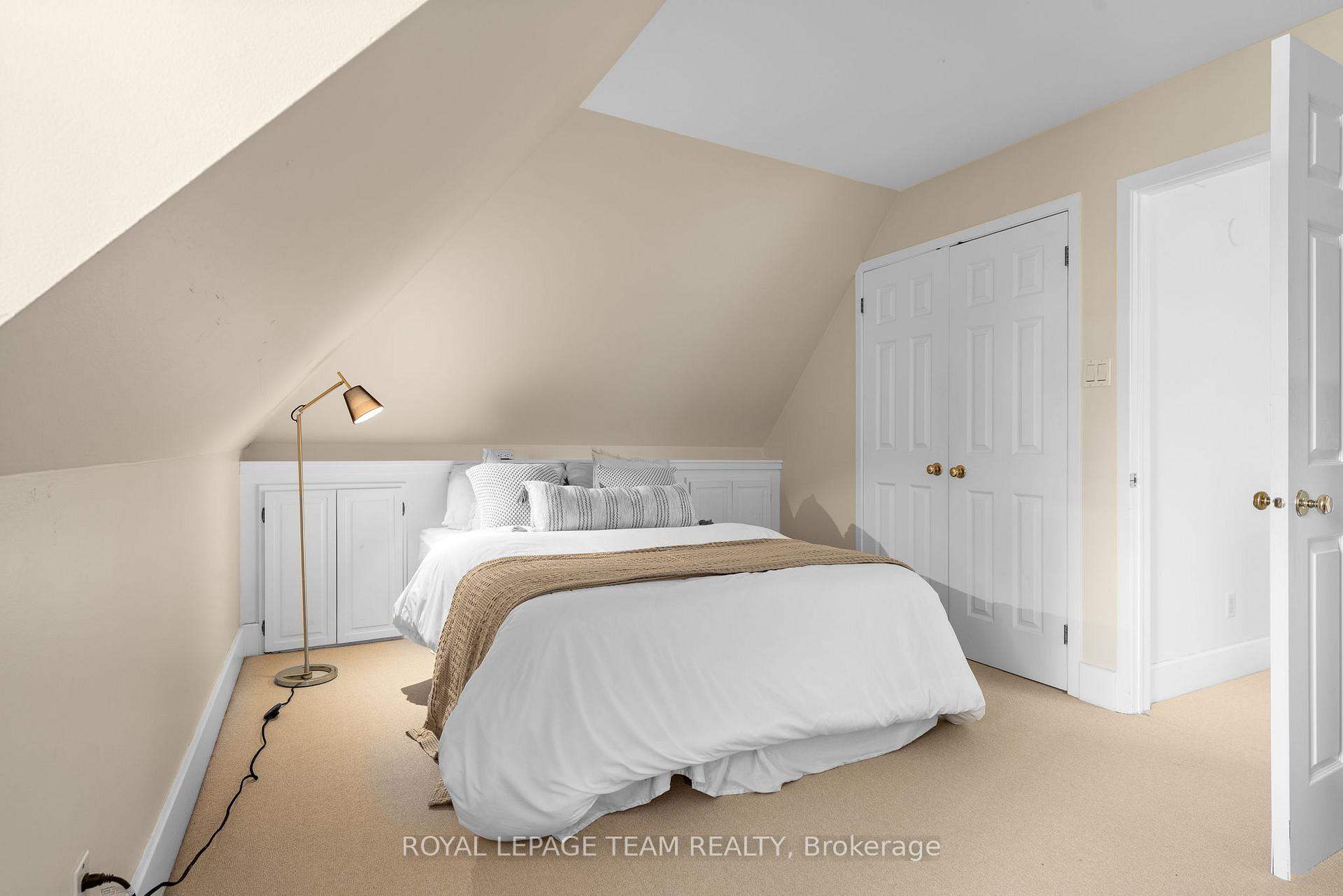 Photo 38 of Unit A, 595 Besserer Street, Ottawa, Sandy Hill — HOMEH